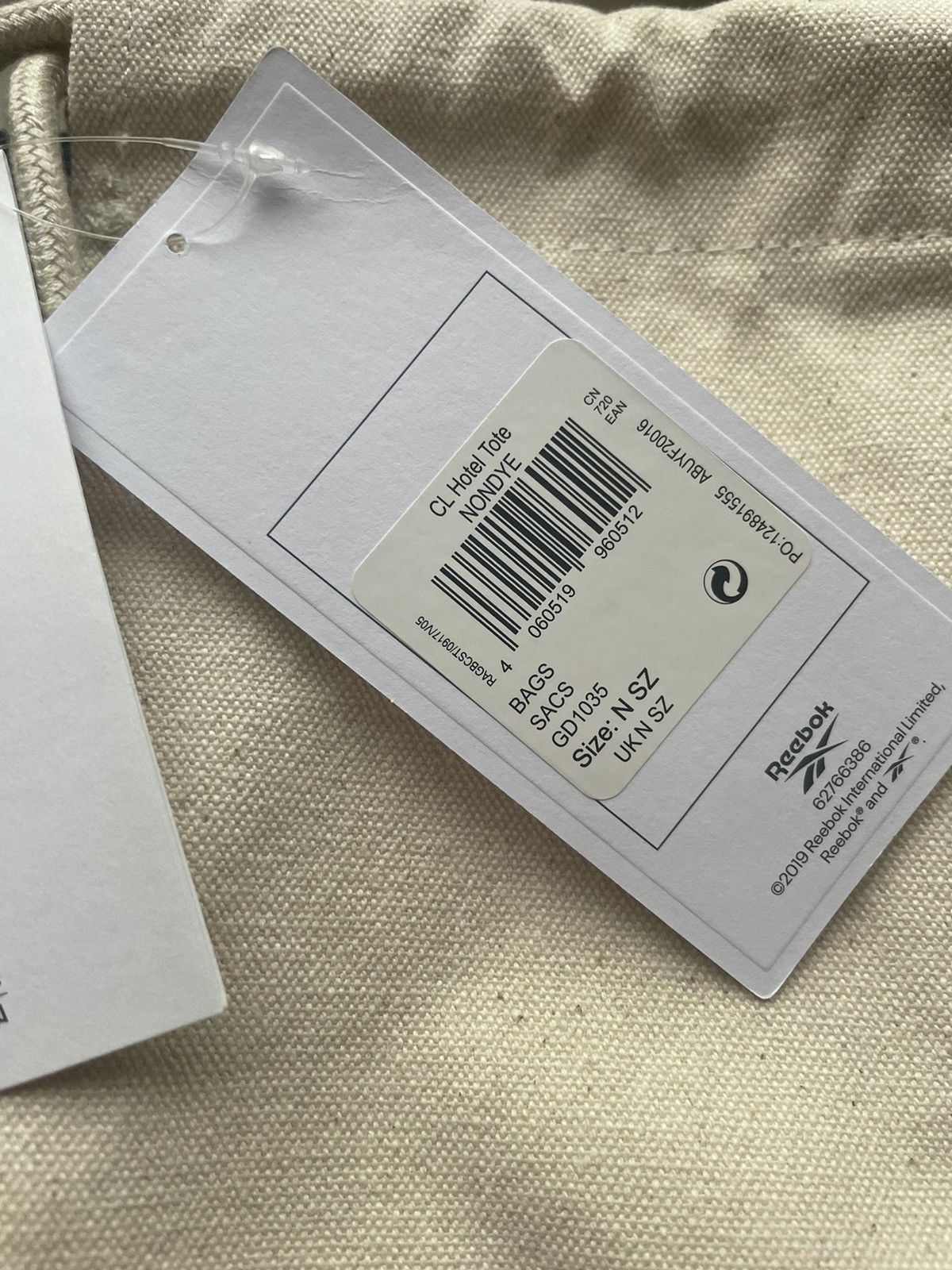 Reebok Reebok Hotels Laundry Bag strings tote bag Size ONE SIZE - 5 Thumbnail