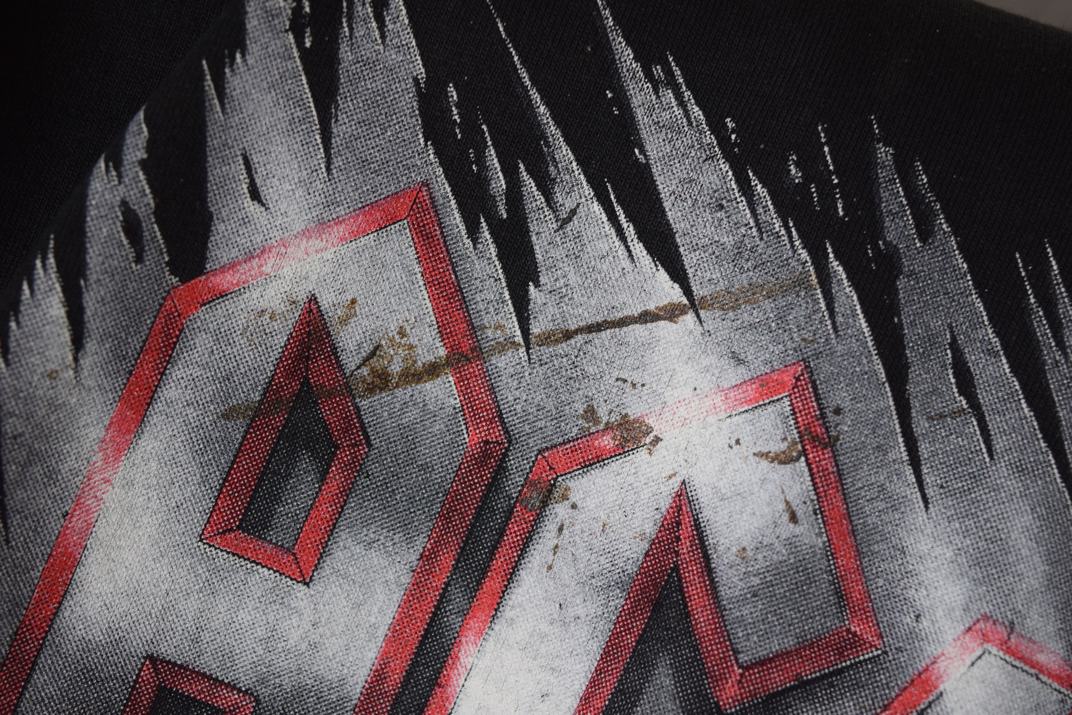 Vintage Vintage 90's AC/DC The Razors Edge 1990 Tour T-shirt Size US L / EU 52-54 / 3 - 6 Thumbnail