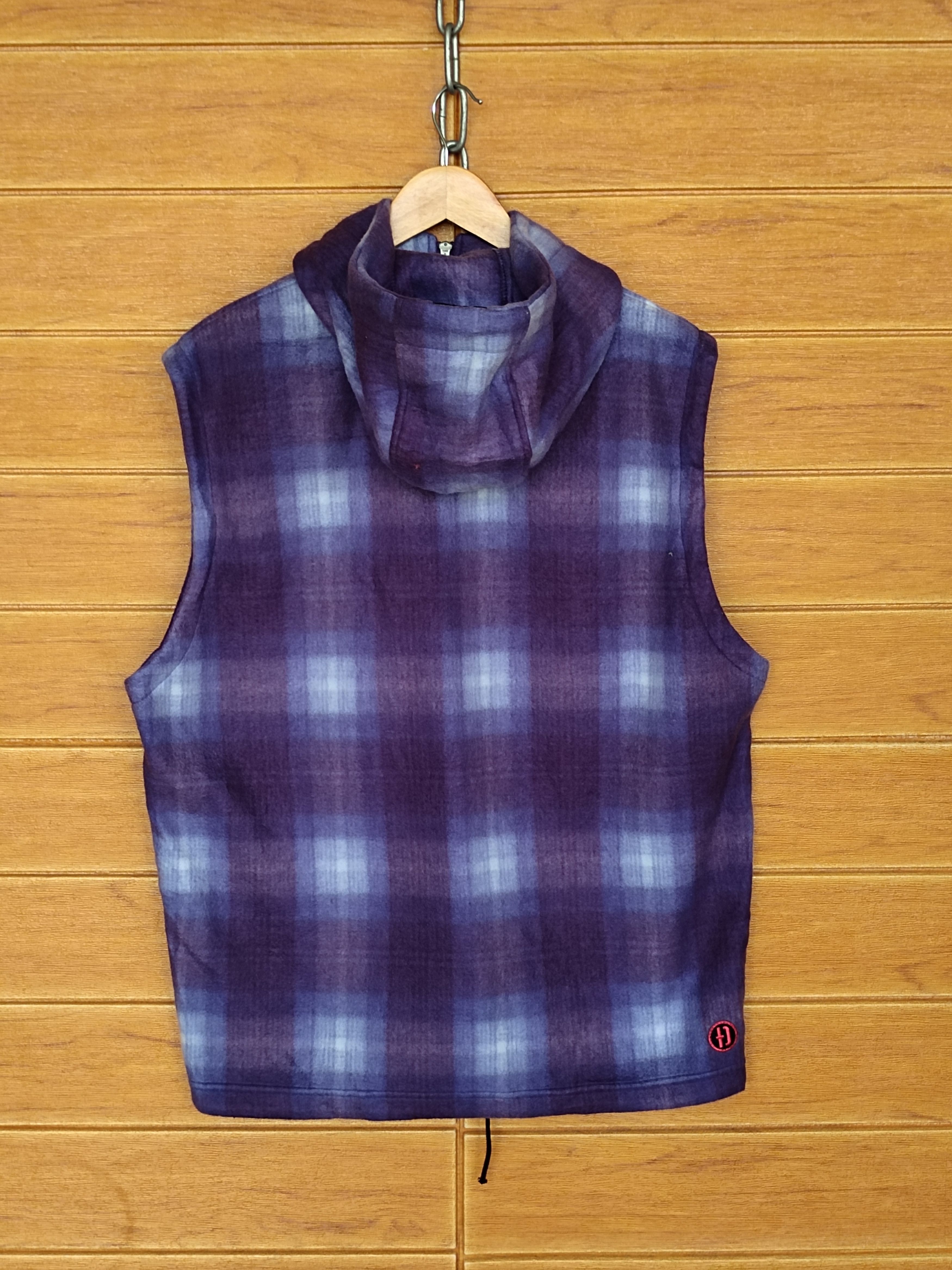 Japanese Brand DESCENTE Checkered Fleece Sleeveless Hoodies Jacket Size US L / EU 52-54 / 3 - 7 Thumbnail
