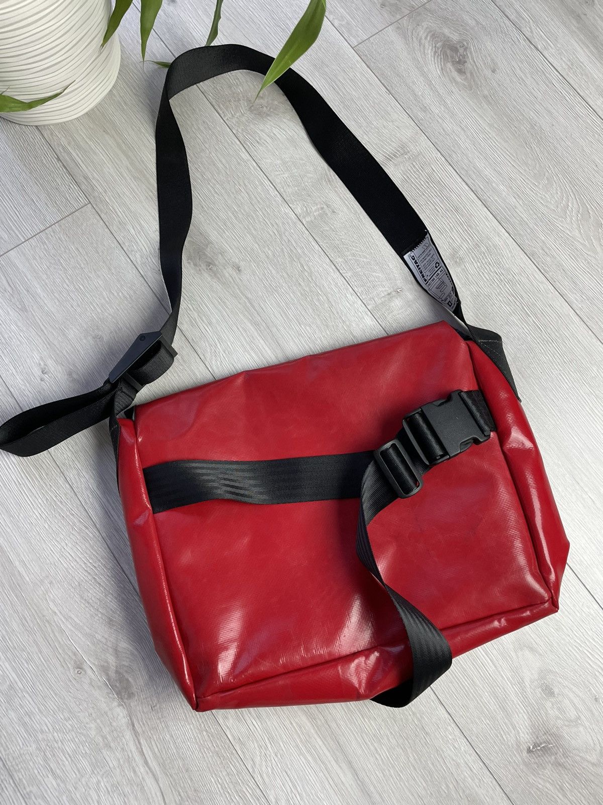 Freitag × Vintage 3 in 1💥FREITAG BACK PACK / MESSENGER BAG Size ONE SIZE - 15 Thumbnail