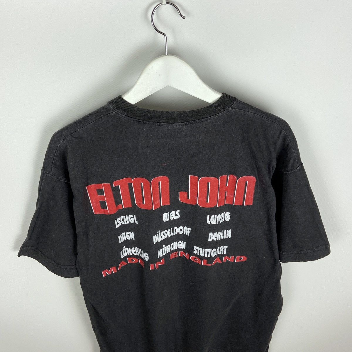 Band Tees Vintage 90s Rare Elton John Made in England German tour tee Size US XL / EU 56 / 4 - 2 Thumbnail