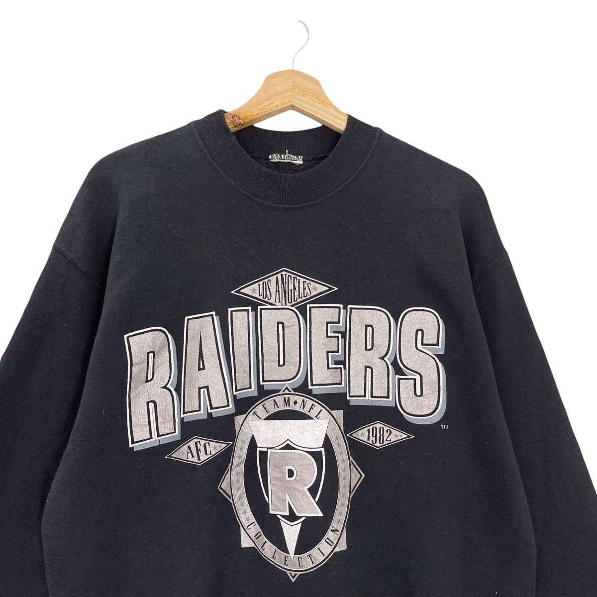 NFL 90s NFL Los Angeles Raiders Crewneck Sweatshirt Size M Size US M / EU 48-50 / 2 - 4 Thumbnail