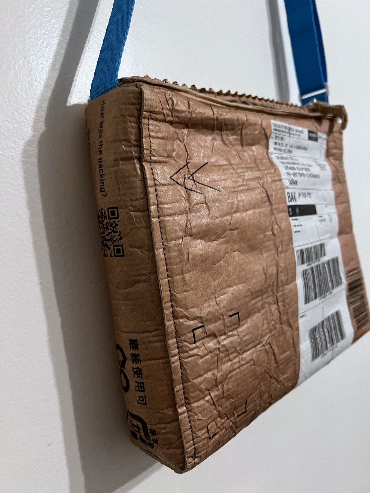 Doublet AW20 Beta Post Leather Cardboard Carton Box Shoulder Bag Size ONE SIZE - 4 Thumbnail