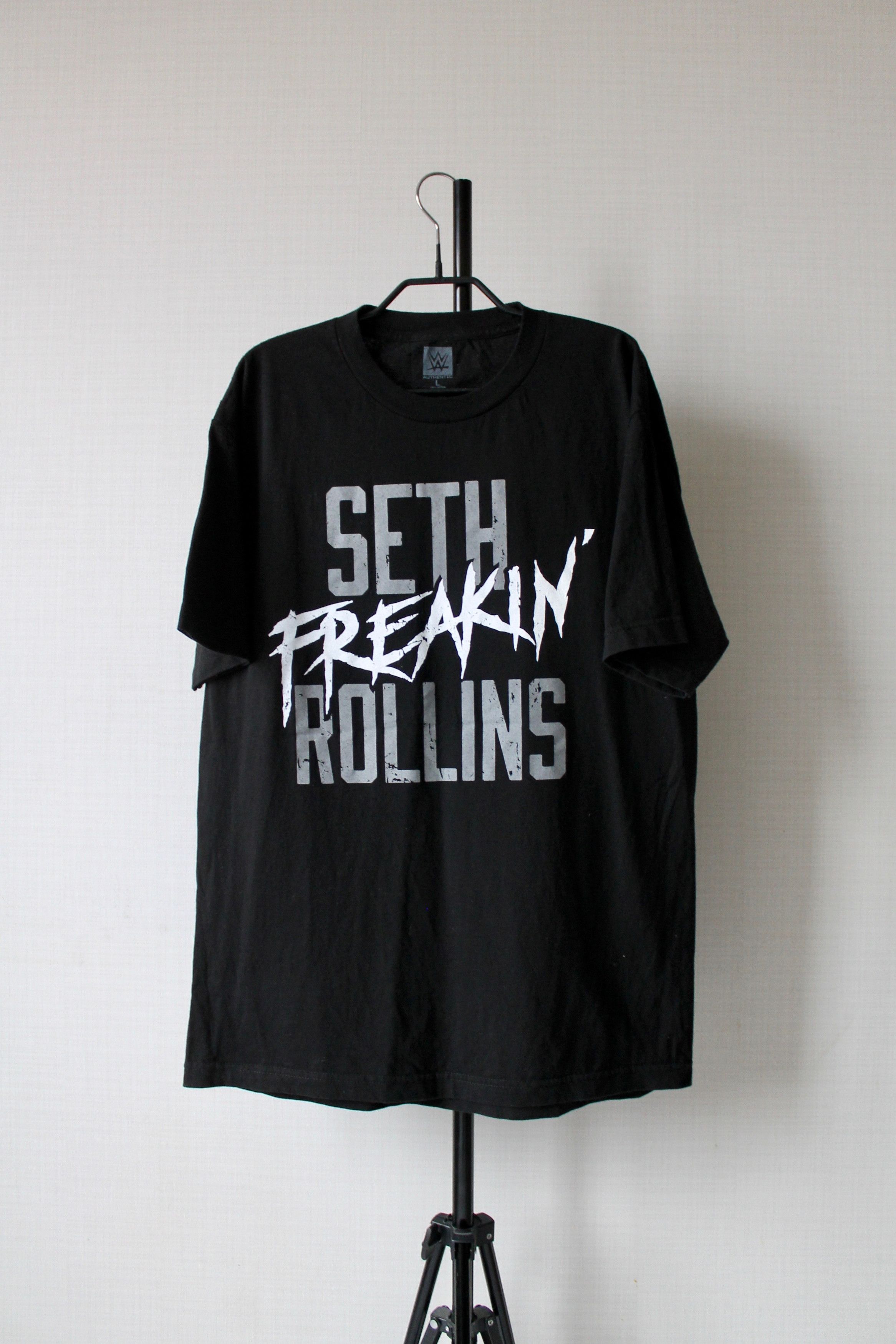 WWE WWE SETH Freakin' Rollins Wrestling Graphic Size US L / EU 52-54 / 3 - 5 Thumbnail
