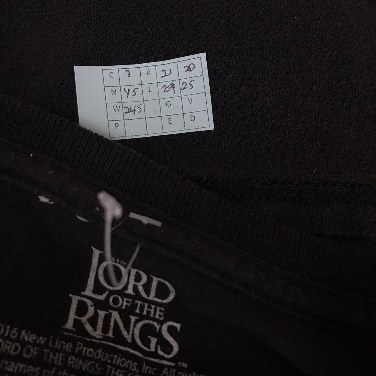 Vintage Vintage The Lord of Rings preciousss long sleeve T-shirts Size US L / EU 52-54 / 3 - 5 Thumbnail