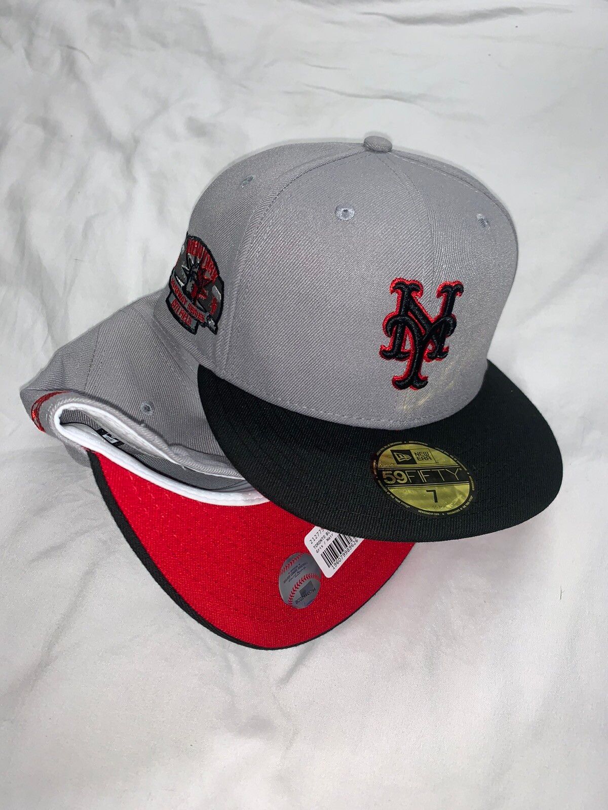 New Era Exclusive NY Mets Fitted Gray Black NY Two Tone Red Brim 7 ...