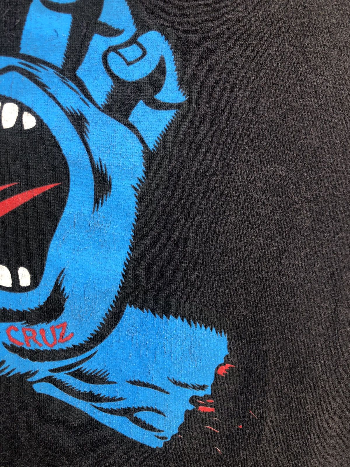 Santa Cruz Skateboards Vintage Y2K 2000 Santa Cruz Screaming Hand Faded Black tees Size US M / EU 48-50 / 2 - 3 Thumbnail