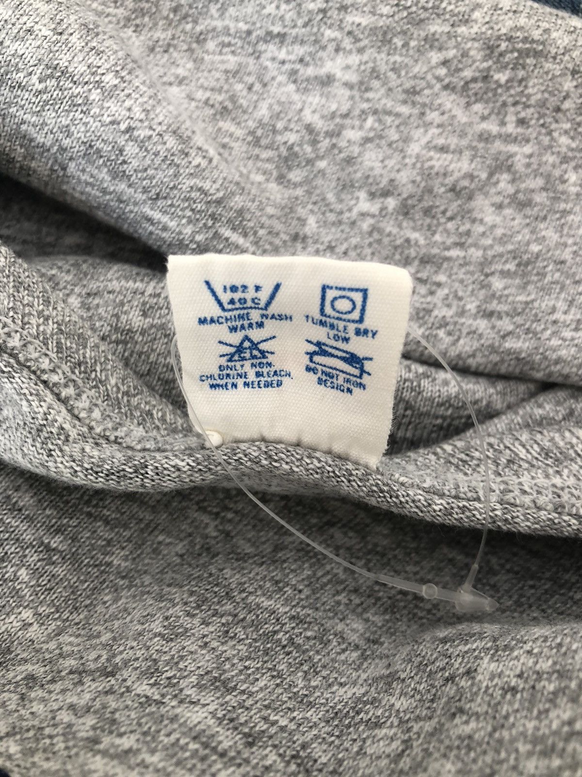 Champion RARE!! Vintage 80s Champion Made in Usa Notre Dame t shirt Size US XL / EU 56 / 4 - 13 Thumbnail