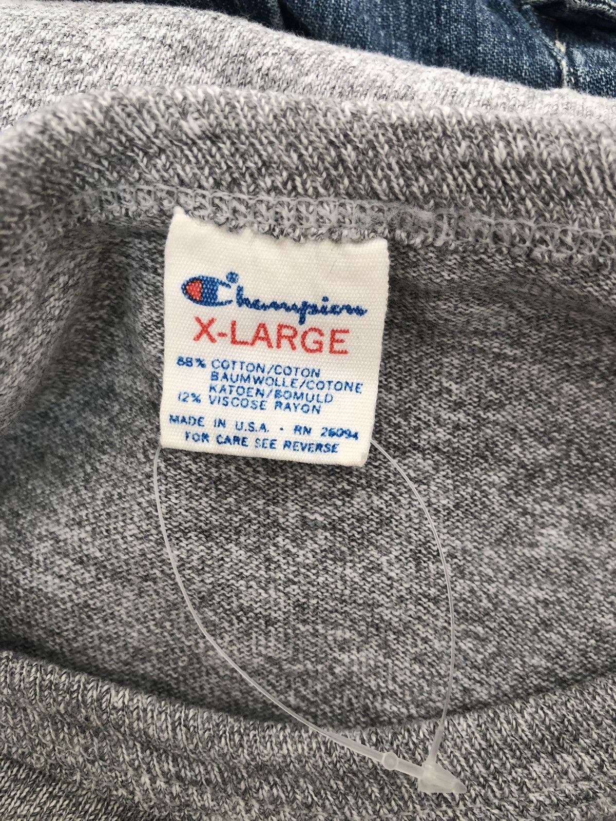 Champion RARE!! Vintage 80s Champion Made in Usa Notre Dame t shirt Size US XL / EU 56 / 4 - 12 Thumbnail
