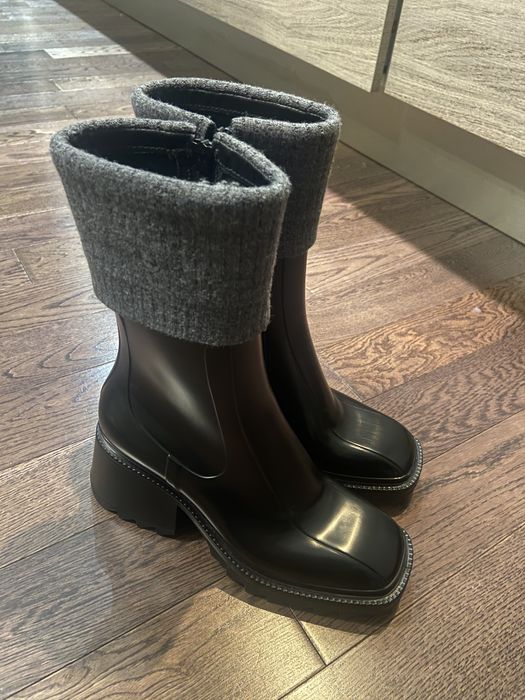 Chloé black & discount grey betty rain boots