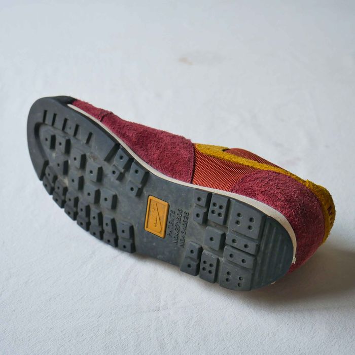 nike air lava dome 2000