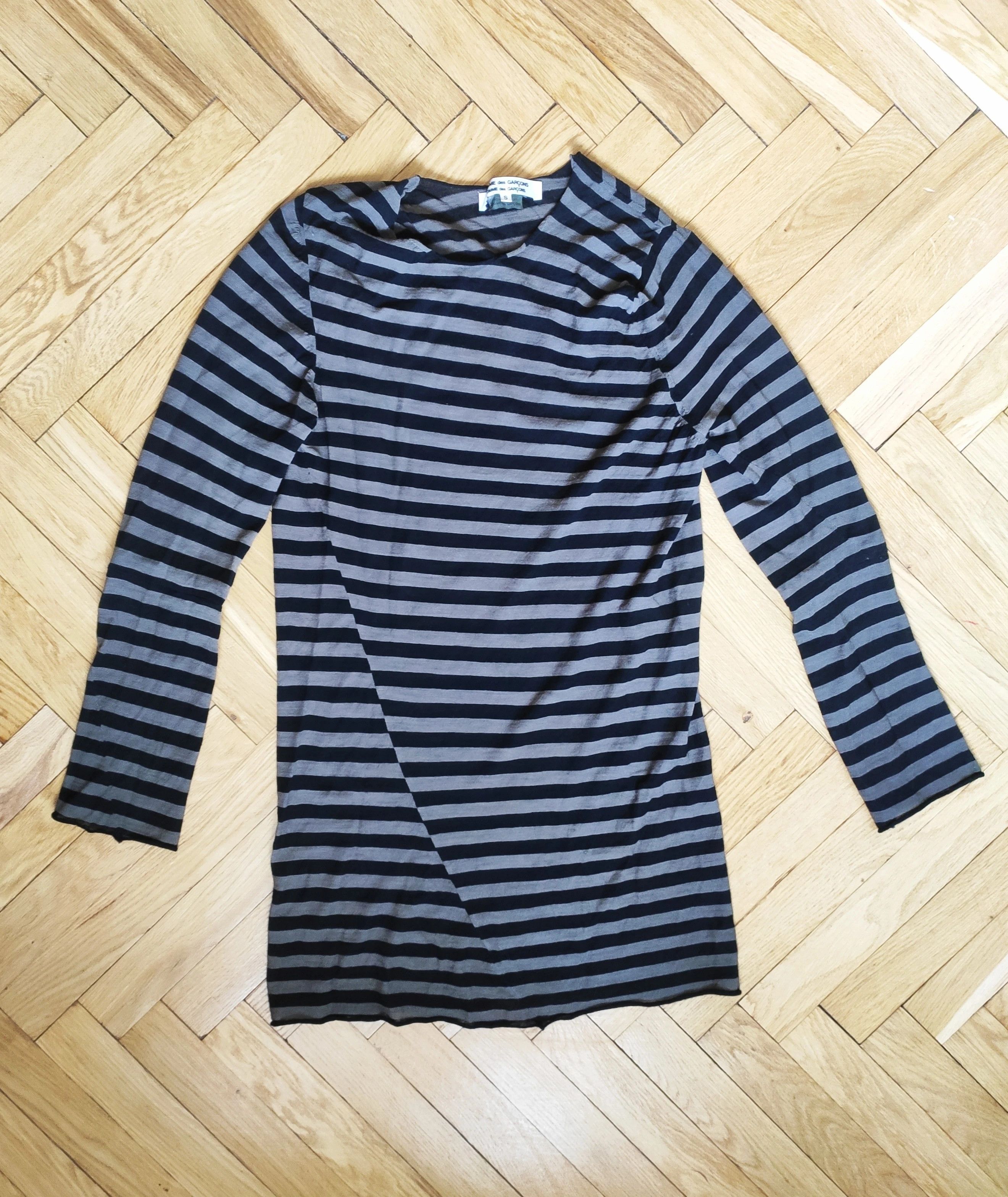 Comme des Garcons Striped asymmetrical long sleeve.Like Uma Wang or Ziggy Chen Size S / US 4 / IT 40 - 1 Thumbnail