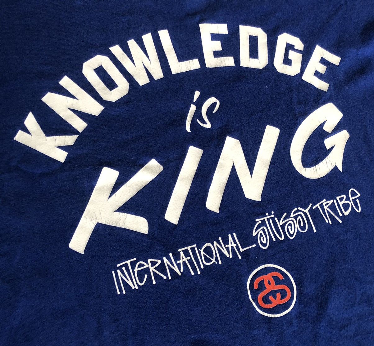 Stussy RARE Vintage Stussy T-Shirt stussy tee "knowledge is king" Size US XL / EU 56 / 4 - 4 Thumbnail