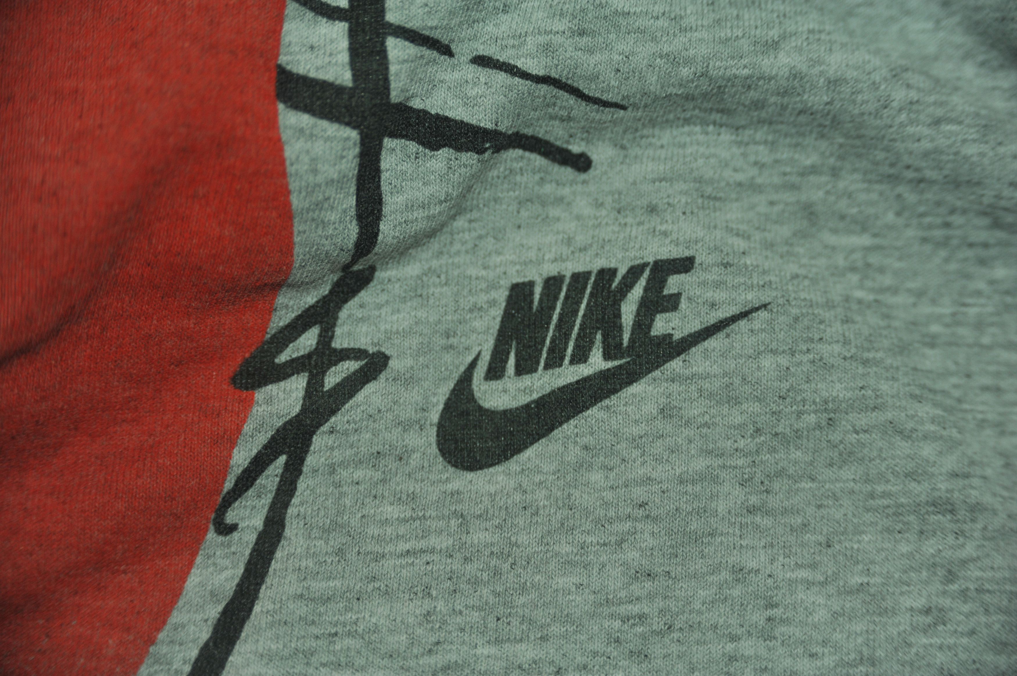 Nike Vintage 90s Michael Jordan Nike T-shirt Size US M / EU 48-50 / 2 - 3 Thumbnail