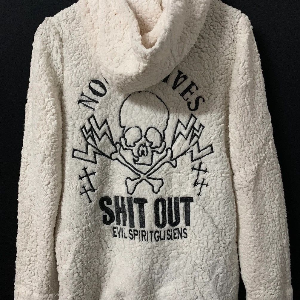 Japanese Brand × Vintage Skull Rich Of Die Brand Sherpa Fleece Hoodie Sweater Size US S / EU 44-46 / 1 - 7 Thumbnail