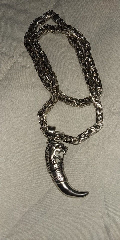 Jewelry Wolf Pendant Necklace Size ONE SIZE - 2 Thumbnail