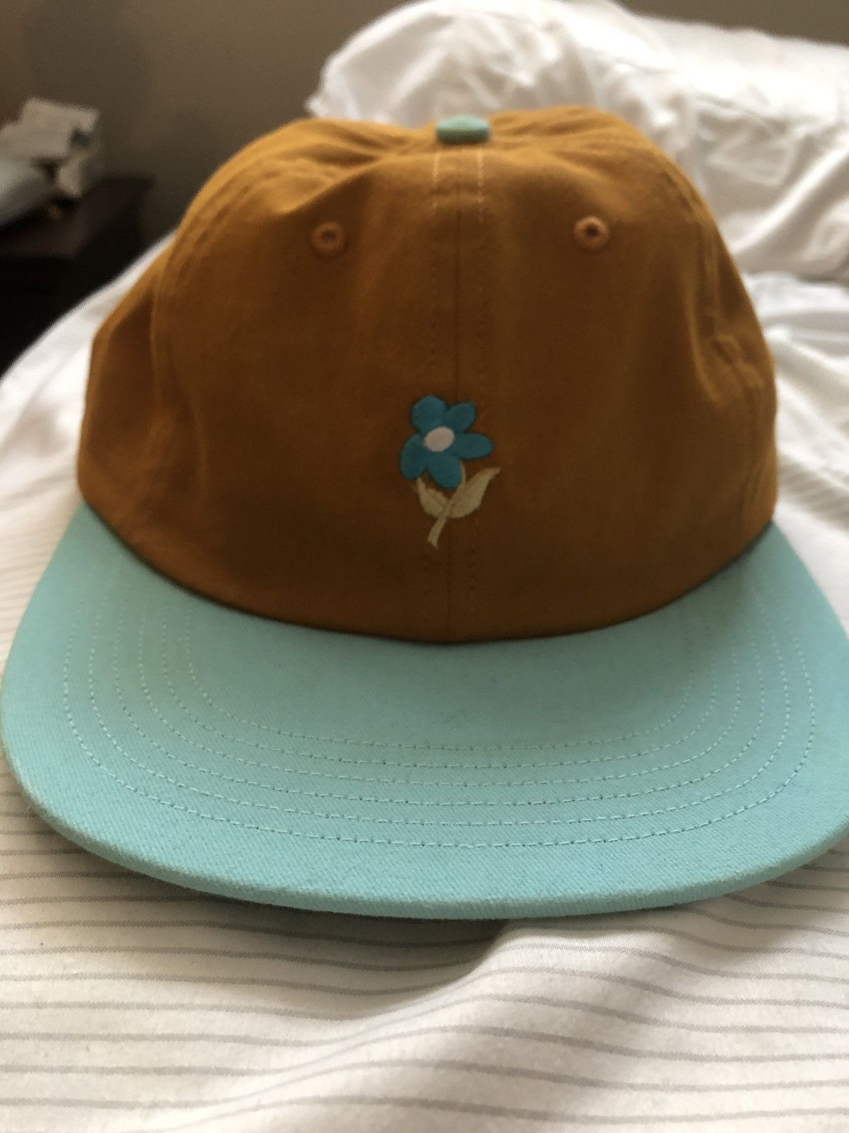 Golf Wang Golf Wang Flower Two Tone Hat Size ONE SIZE - 1 Thumbnail