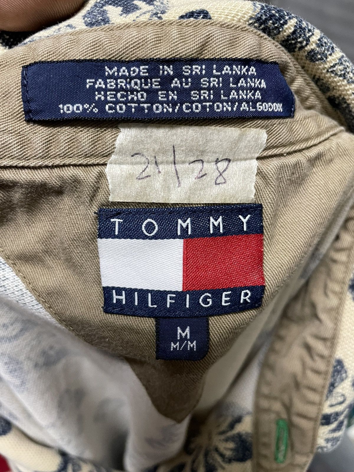 Tommy Hilfiger × Vintage Vintage Floral Tommy Hilfiger T Shirt Size US M / EU 48-50 / 2 - 4 Thumbnail