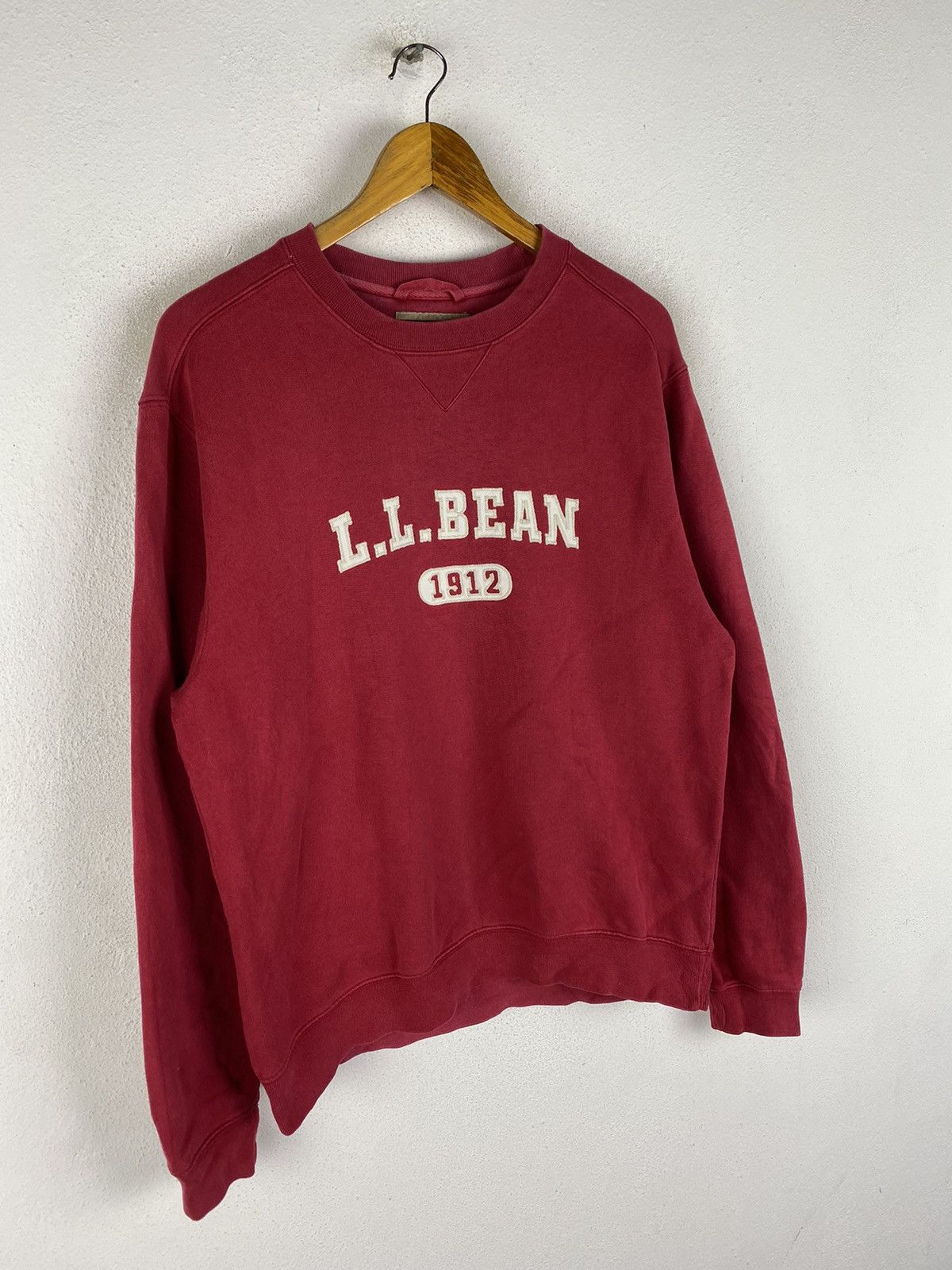 L.L. Bean 🔥SALE🔥L.L BEAN VINTAGE STYLE SWEATSHIRT EMBROIDERY LOGO Size US M / EU 48-50 / 2 - 3 Thumbnail