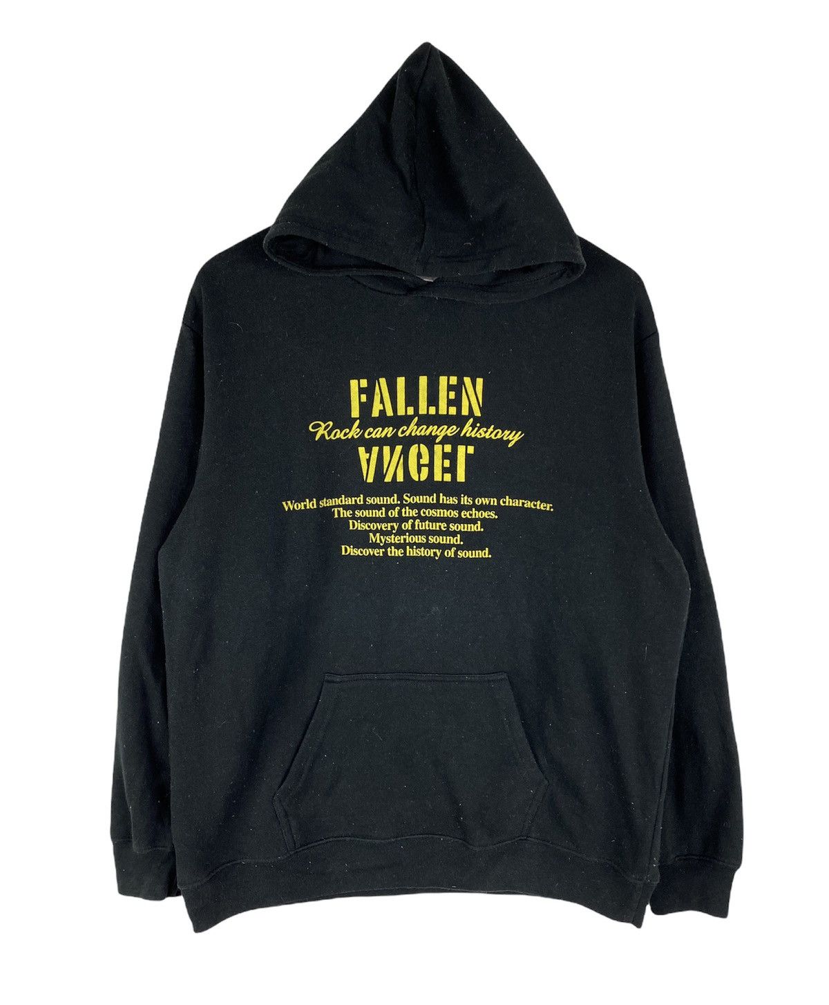 Japanese Brand 🔥SALE🔥ROCK CAN CHANGE HISTORY NICE DESIGN HOODIE Size US XL / EU 56 / 4 - 1 Thumbnail
