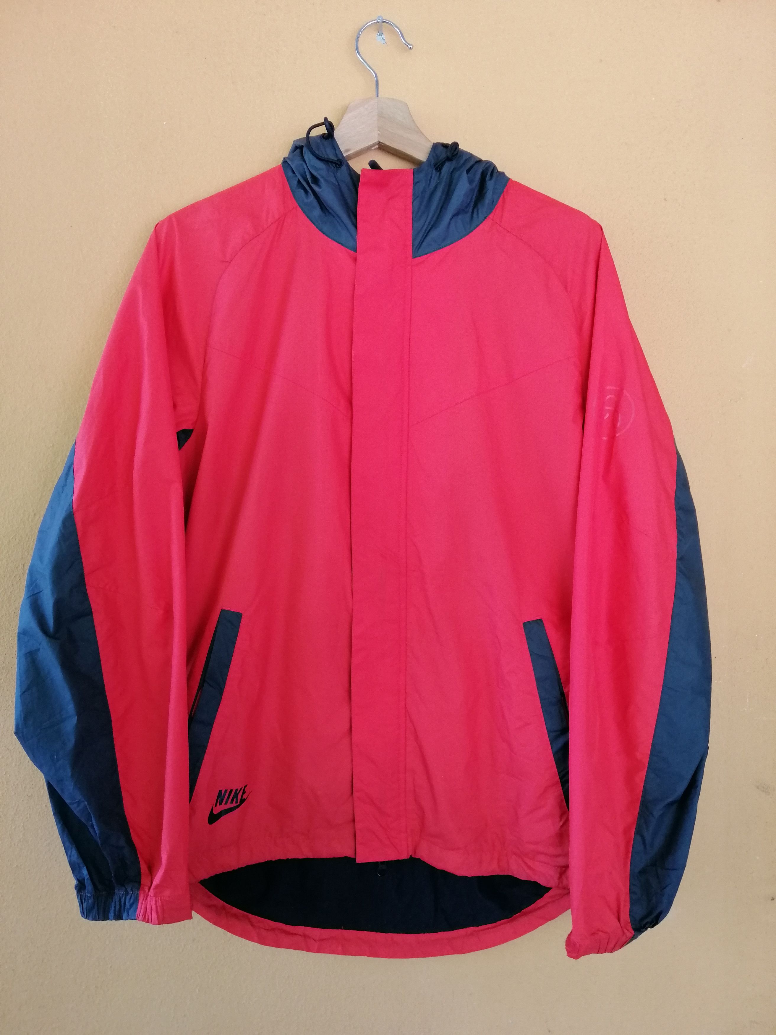 Nike × Nike ACG Vintage Nike Hoodie Small Logo Windbreaker Jacket Size US M / EU 48-50 / 2 - 1 Thumbnail