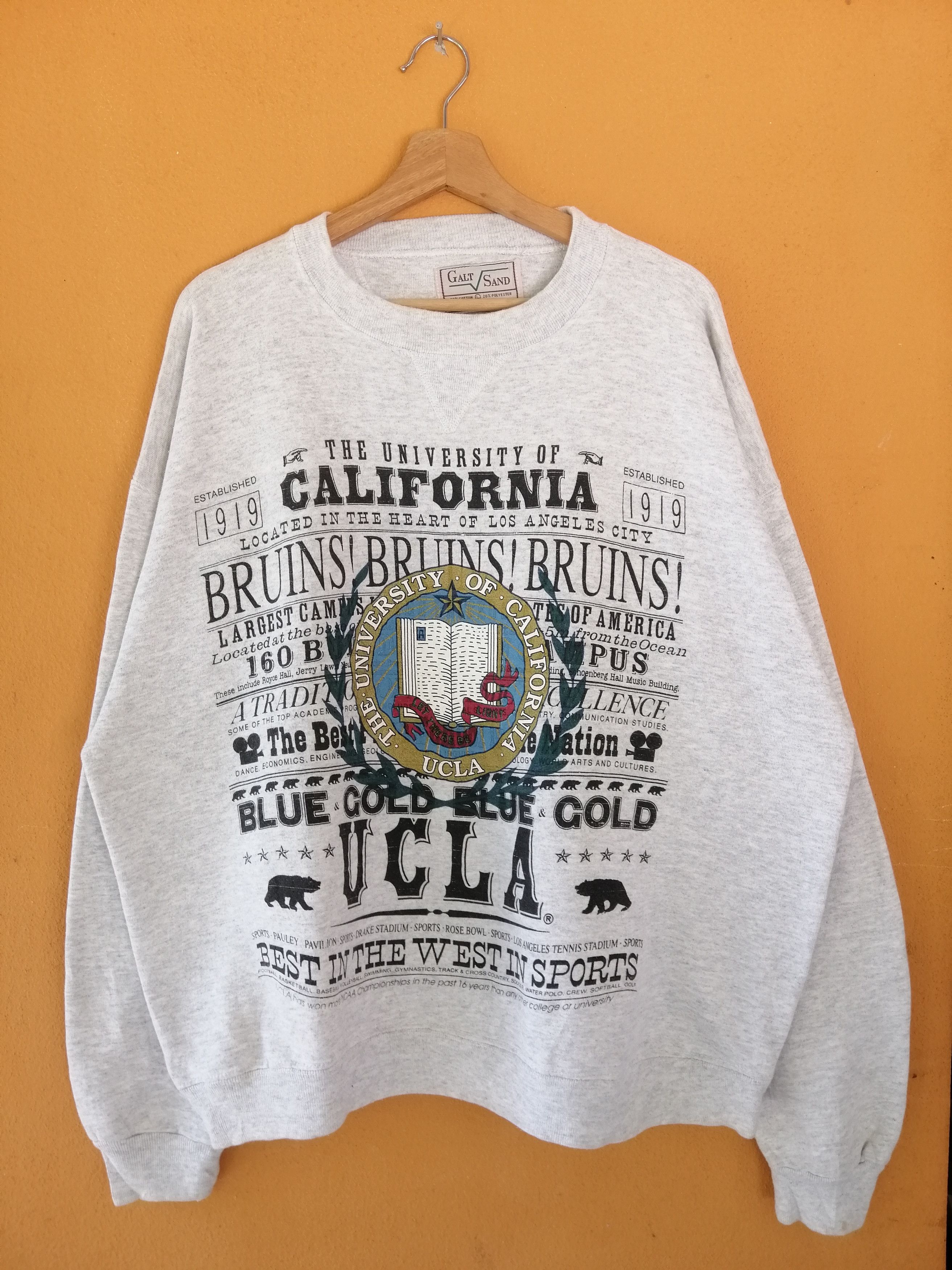 Vintage Vintage University of California, Bruins UCLA Sweatshirt Size US XL / EU 56 / 4 - 1 Thumbnail
