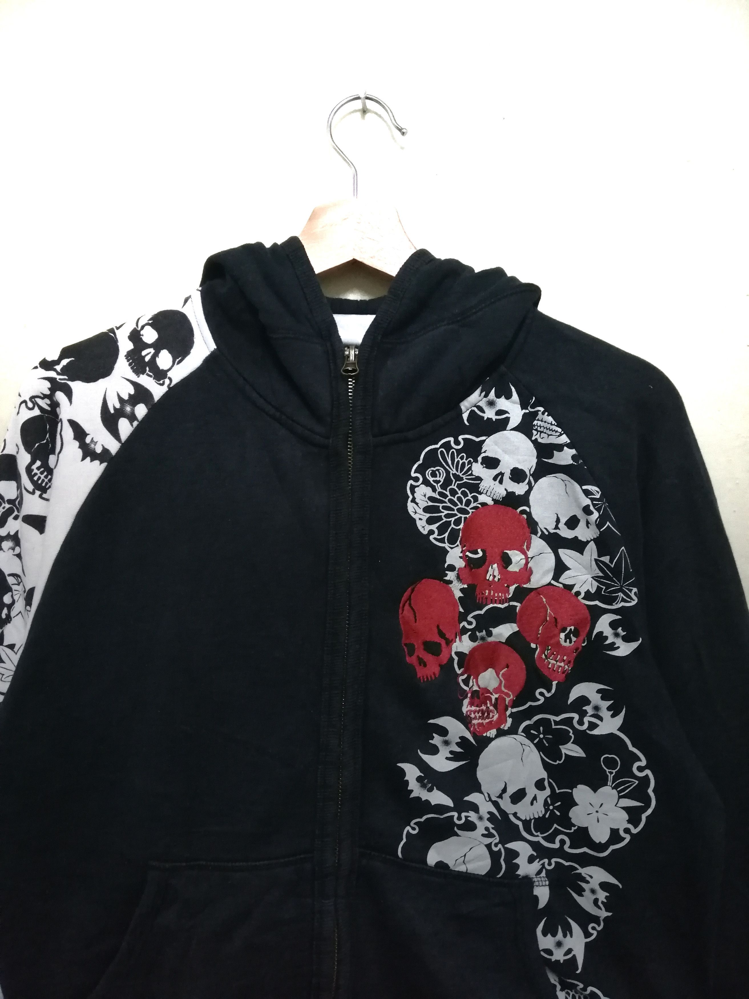 Japanese Brand RARE!!! Japanese Brand Infinity Hoodies Skull Design B18 Size US M / EU 48-50 / 2 - 4 Thumbnail