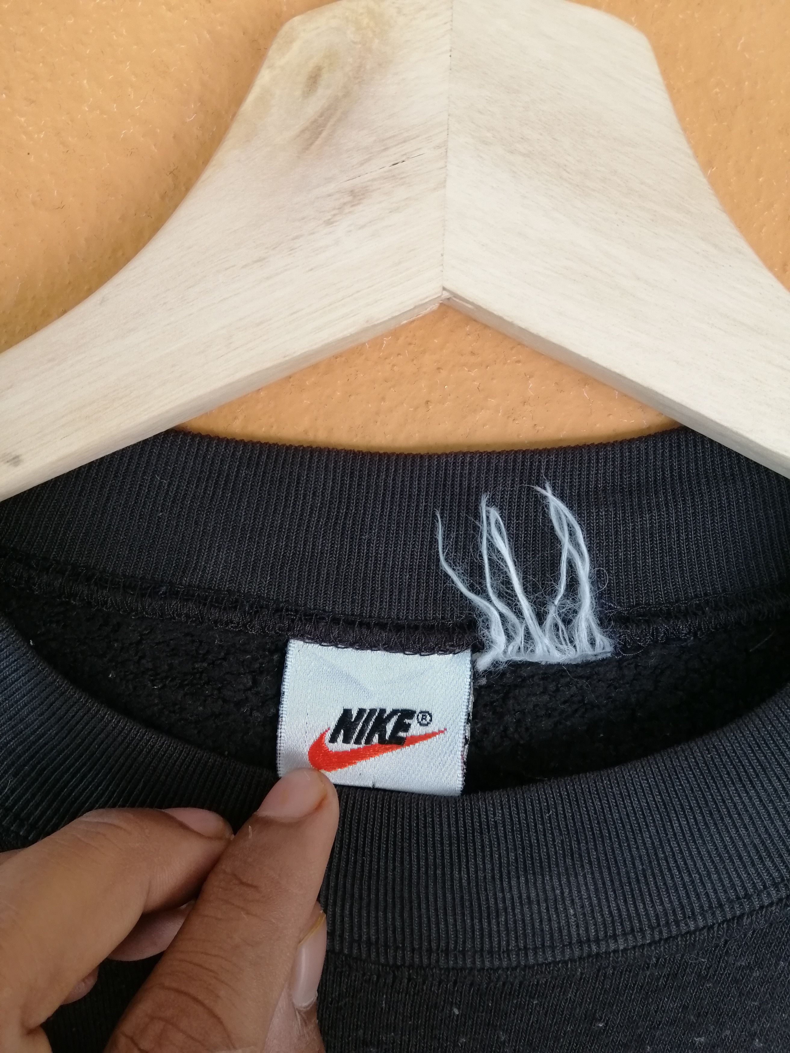 Nike × Vintage Vintage 90s Nike USA Spellout Sweatshirt Big Logo Medium Size US M / EU 48-50 / 2 - 3 Thumbnail