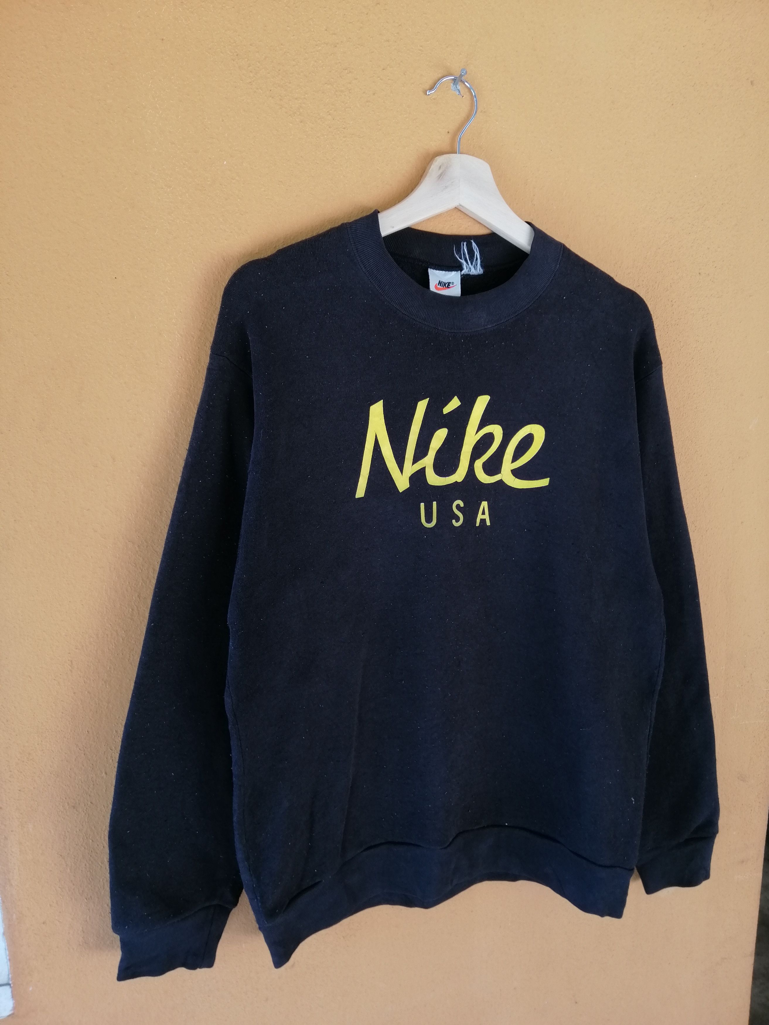 Nike × Vintage Vintage 90s Nike USA Spellout Sweatshirt Big Logo Medium Size US M / EU 48-50 / 2 - 5 Thumbnail
