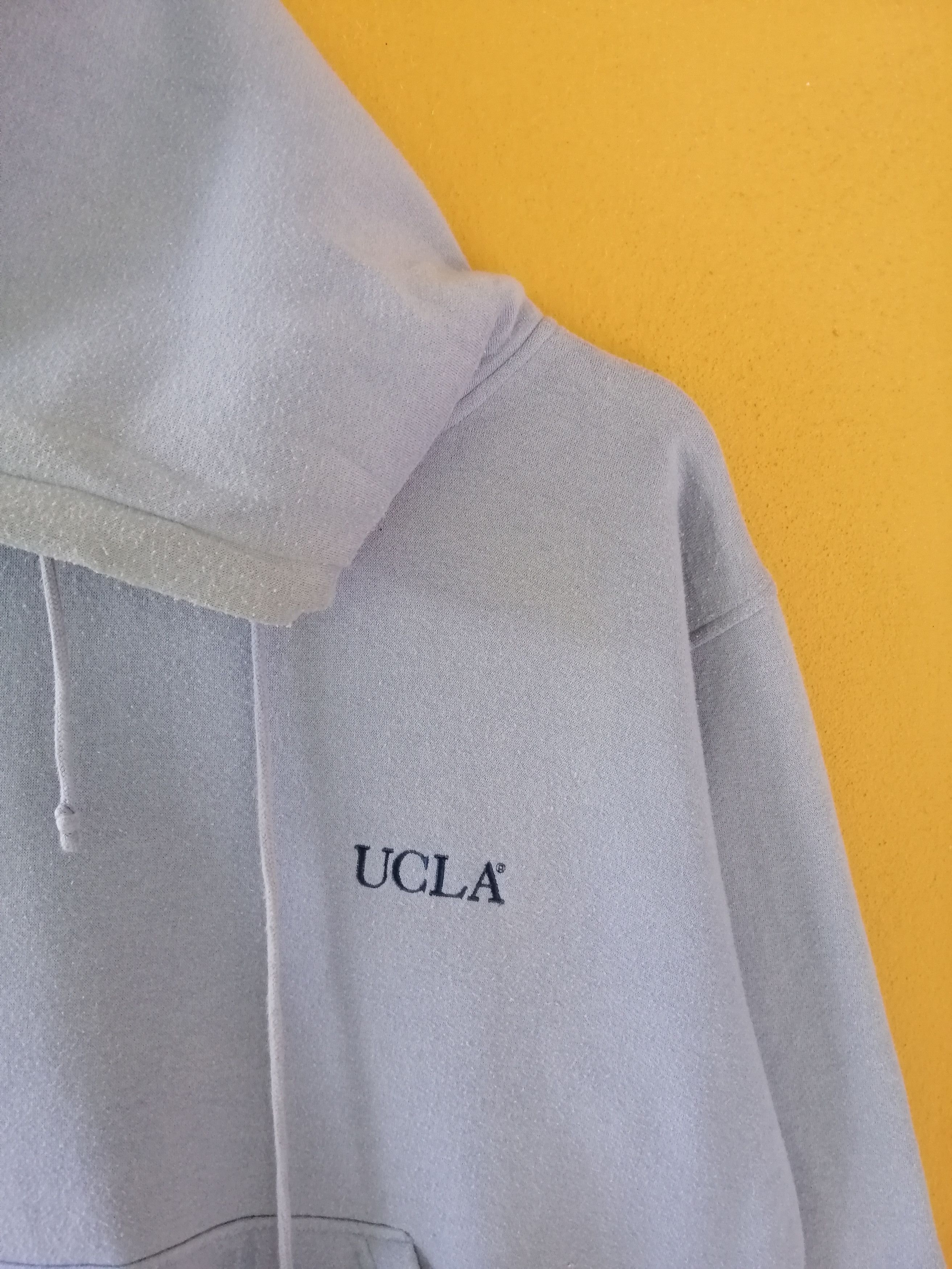 Vintage Vintage 90s UCLA Hoodie small Logo Sweatshirt B2 Size US M / EU 48-50 / 2 - 7 Thumbnail