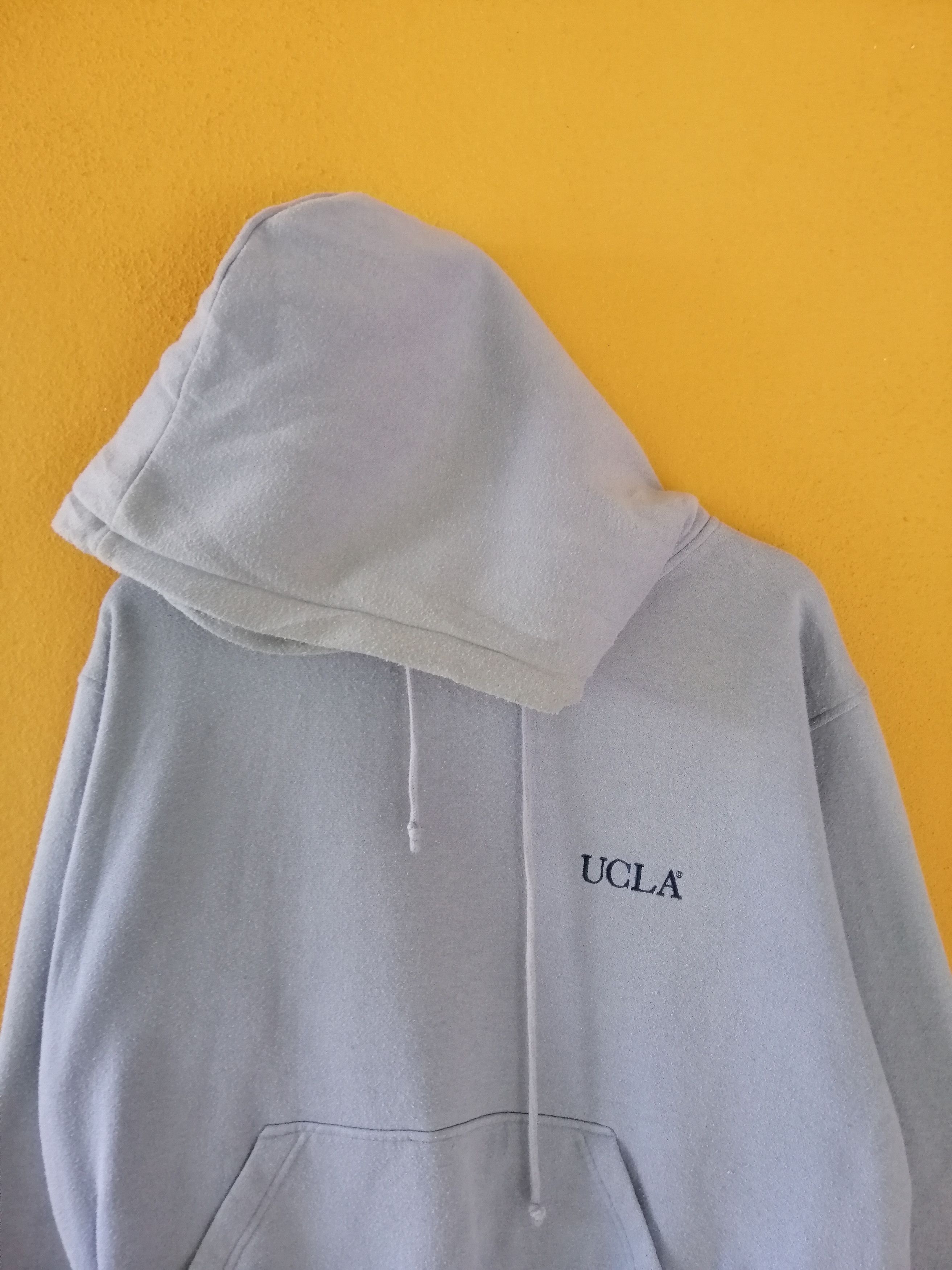 Vintage Vintage 90s UCLA Hoodie small Logo Sweatshirt B2 Size US M / EU 48-50 / 2 - 3 Thumbnail