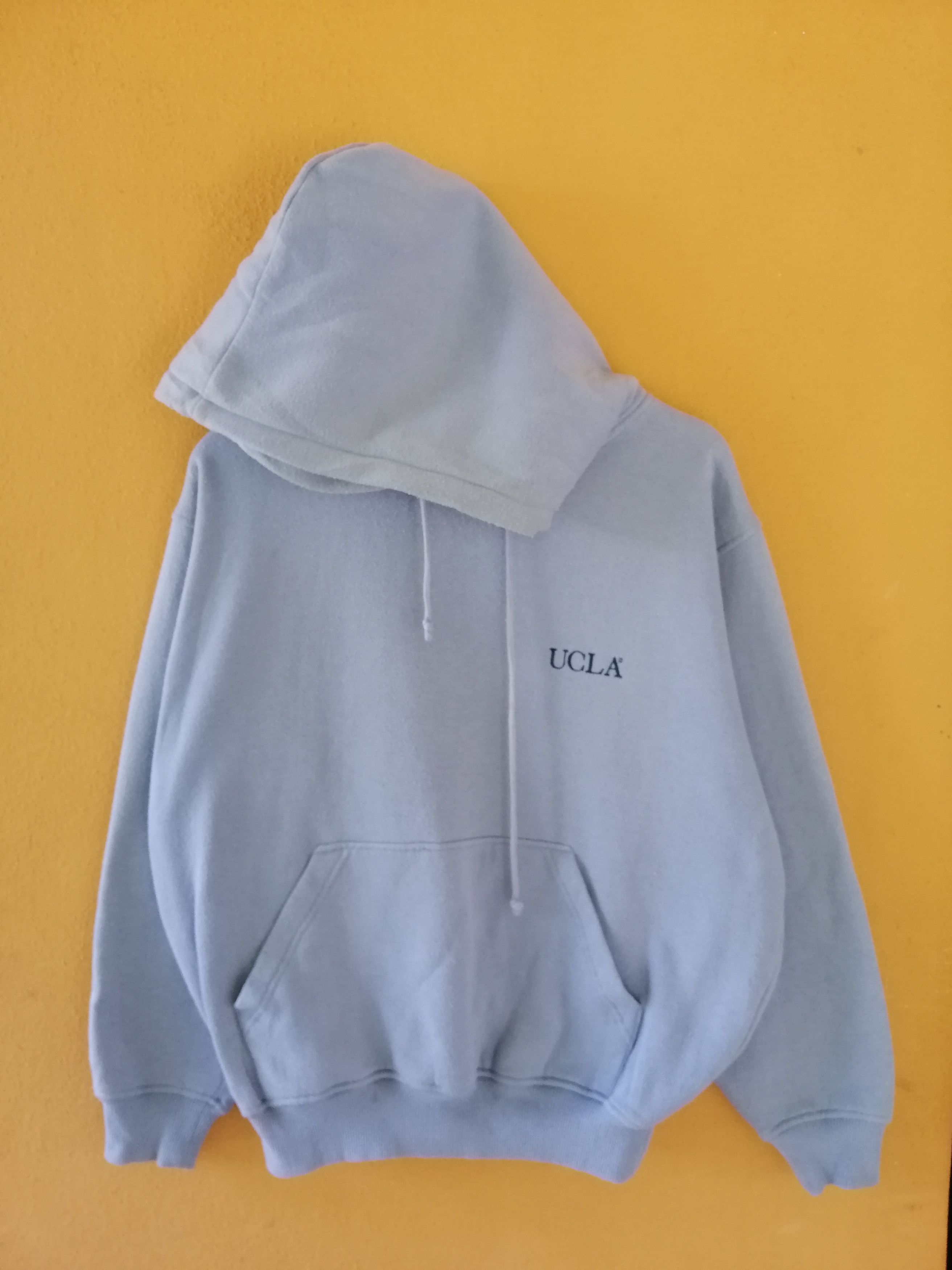 Vintage Vintage 90s UCLA Hoodie small Logo Sweatshirt B2 Size US M / EU 48-50 / 2 - 1 Thumbnail