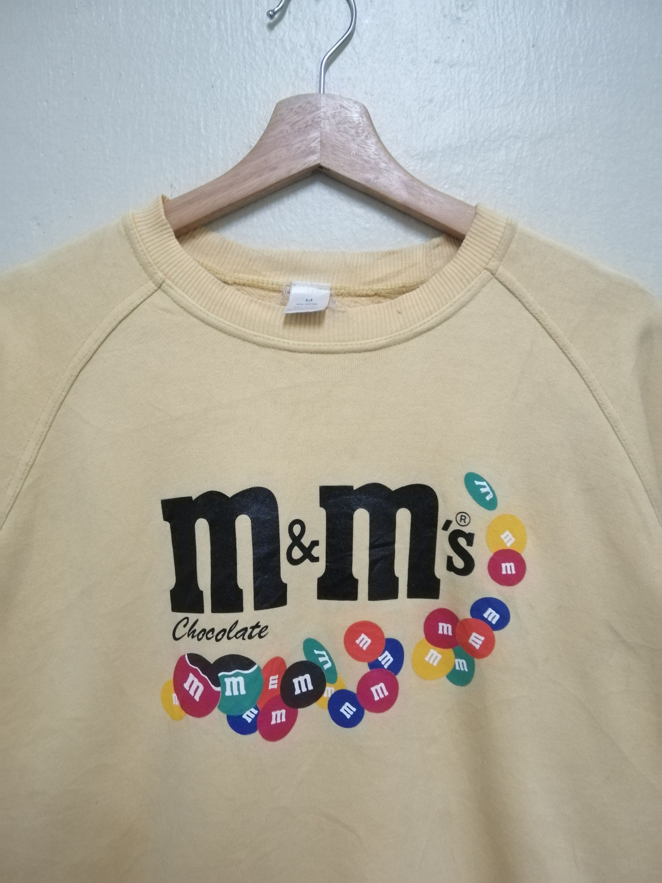 Vintage Vintage M&M Chocolate Candies Big Logo Sweatshirt B16 Size US M / EU 48-50 / 2 - 2 Thumbnail
