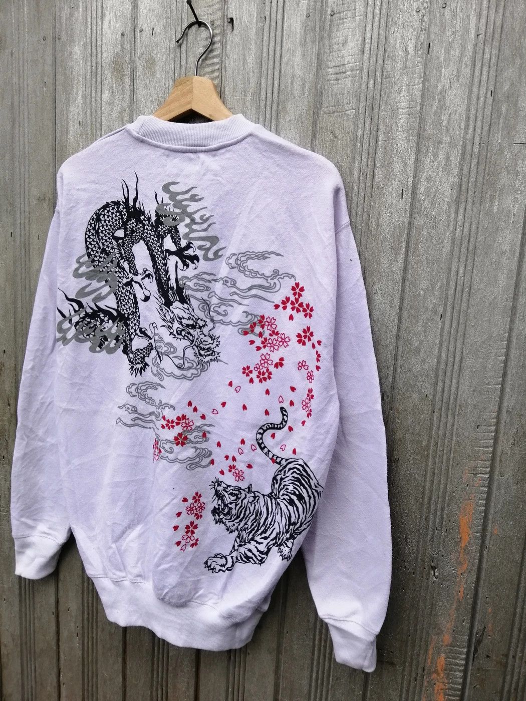 Japanese Brand Vintage Sukajan Tiger Dragon Sweatshirt Japanese Brand B5 Size US L / EU 52-54 / 3 - 6 Thumbnail