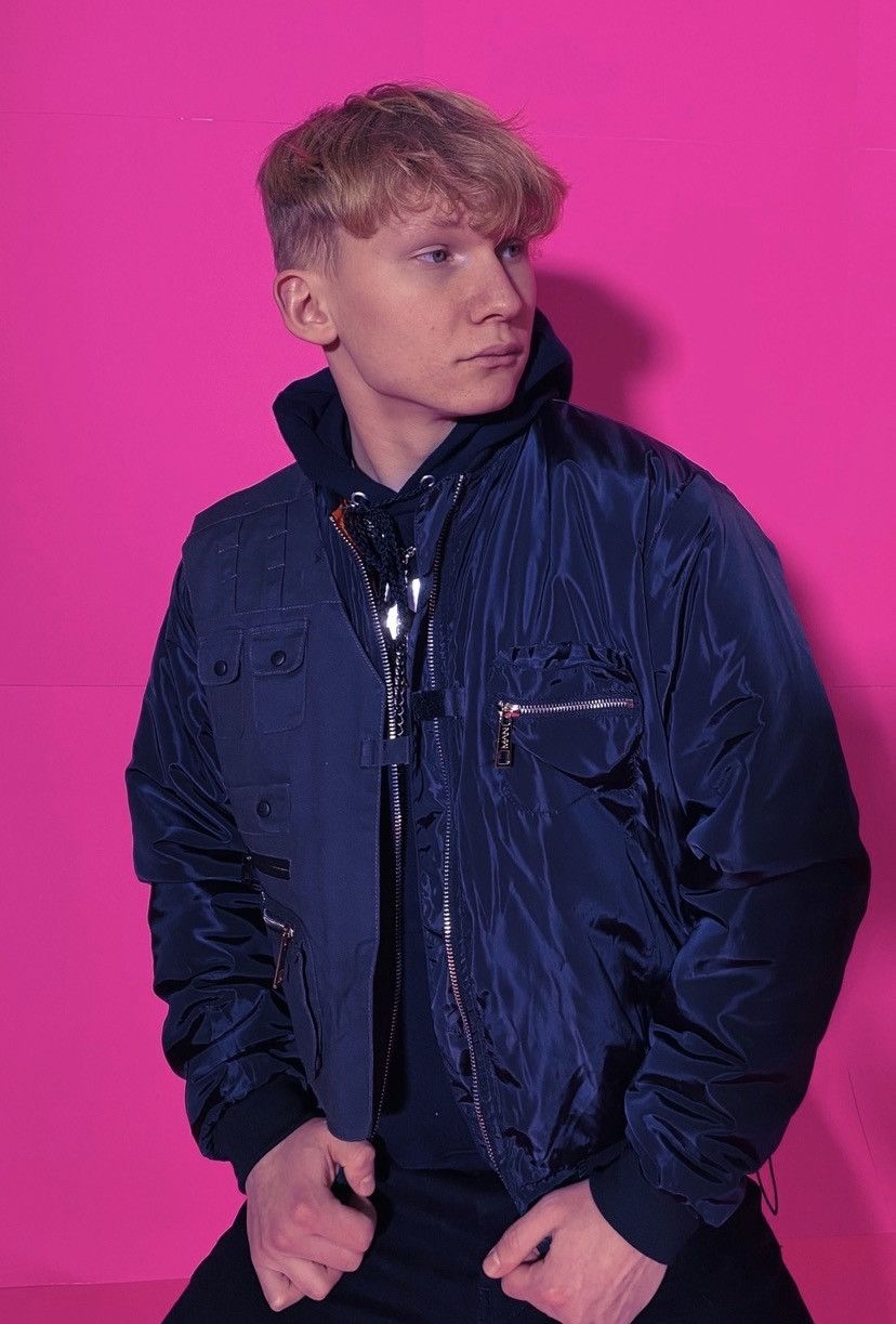 Boohoo Burna Boy Bomber Jacket With Utility Vest Size US L / EU 52-54 / 3 - 7 Thumbnail