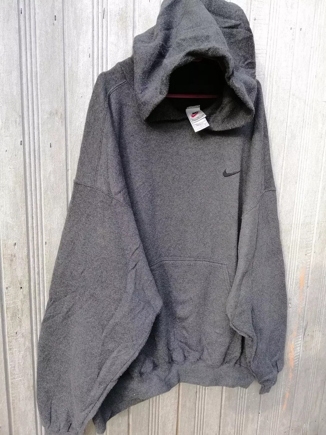 Nike Vintage XXL Nike Hoodie Small Logo Sweatshirt B9 Size US XXL / EU 58 / 5 - 1 Thumbnail