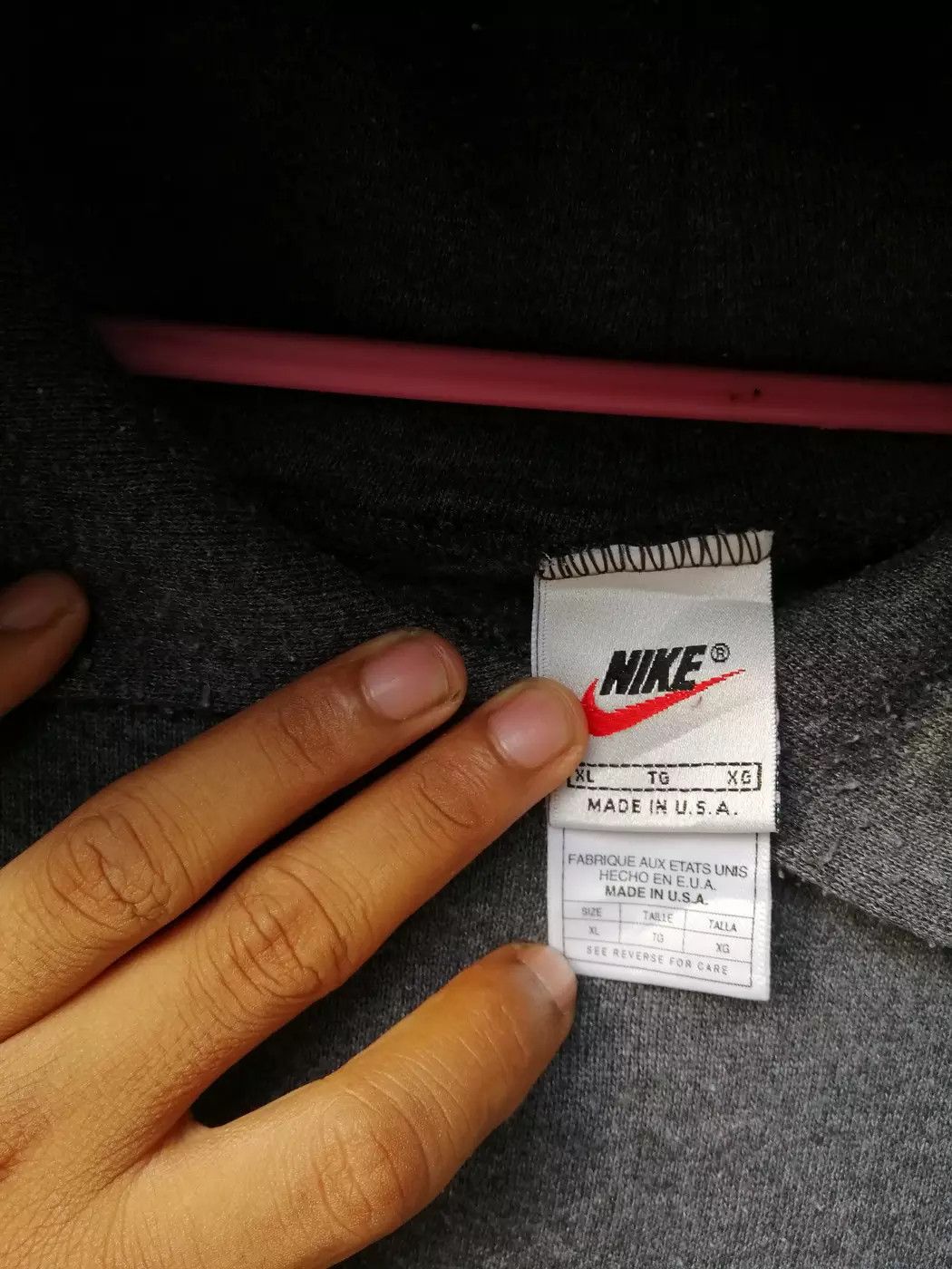 Nike Vintage XXL Nike Hoodie Small Logo Sweatshirt B9 Size US XXL / EU 58 / 5 - 6 Thumbnail