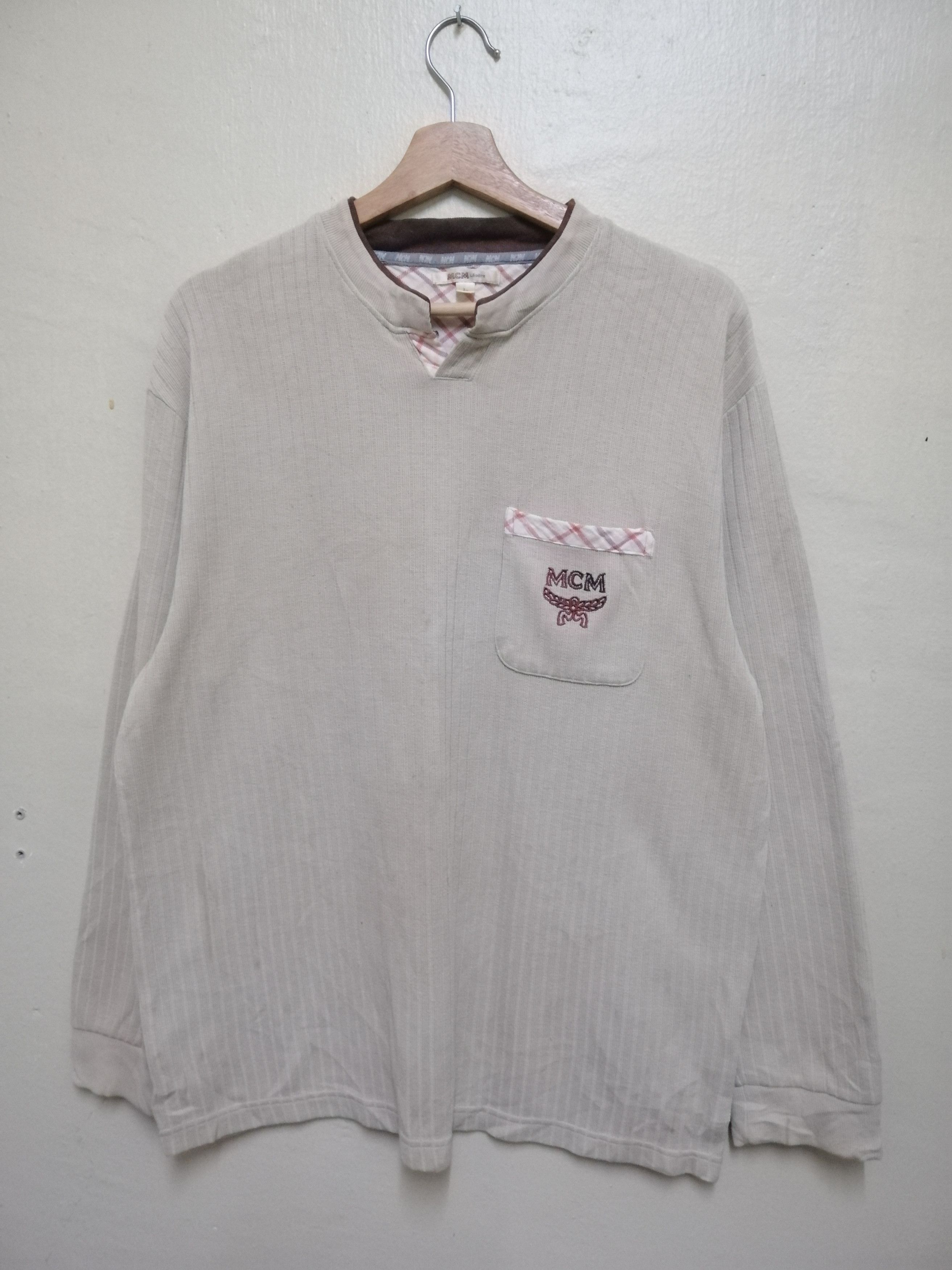MCM Vintage MCM long Sleeve embroidery small logo B3 Size US L / EU 52-54 / 3 - 4 Thumbnail