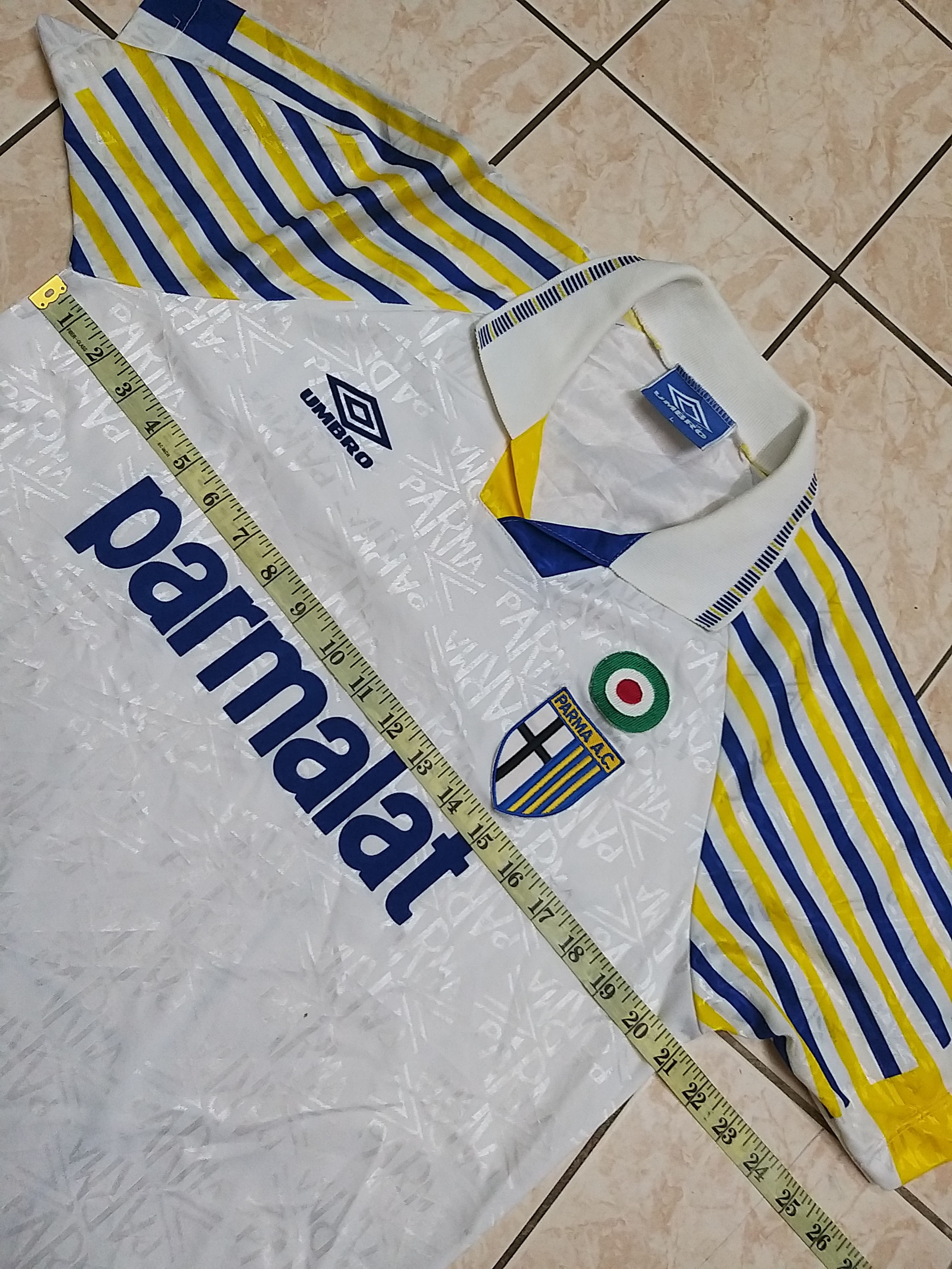 Umbro RARE🔥🔥VINTAGE 91-93 PARMA FC UMBRO PARMALAT HOME JERSEY Size US L / EU 52-54 / 3 - 7 Thumbnail