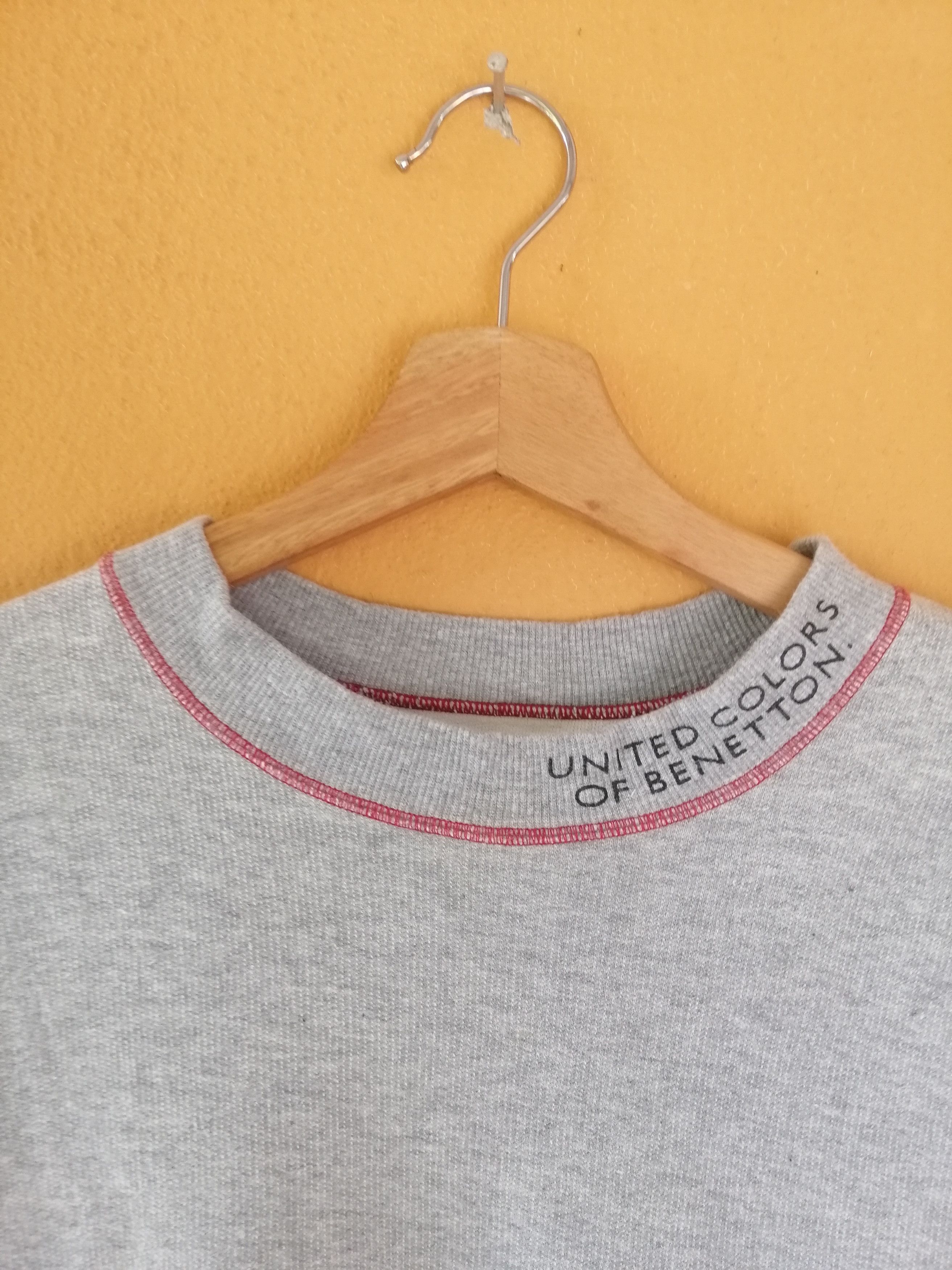 Benetton Vintage Benetton Big Logo Jumper Fullover Sweatshirt B20 Size US M / EU 48-50 / 2 - 5 Thumbnail