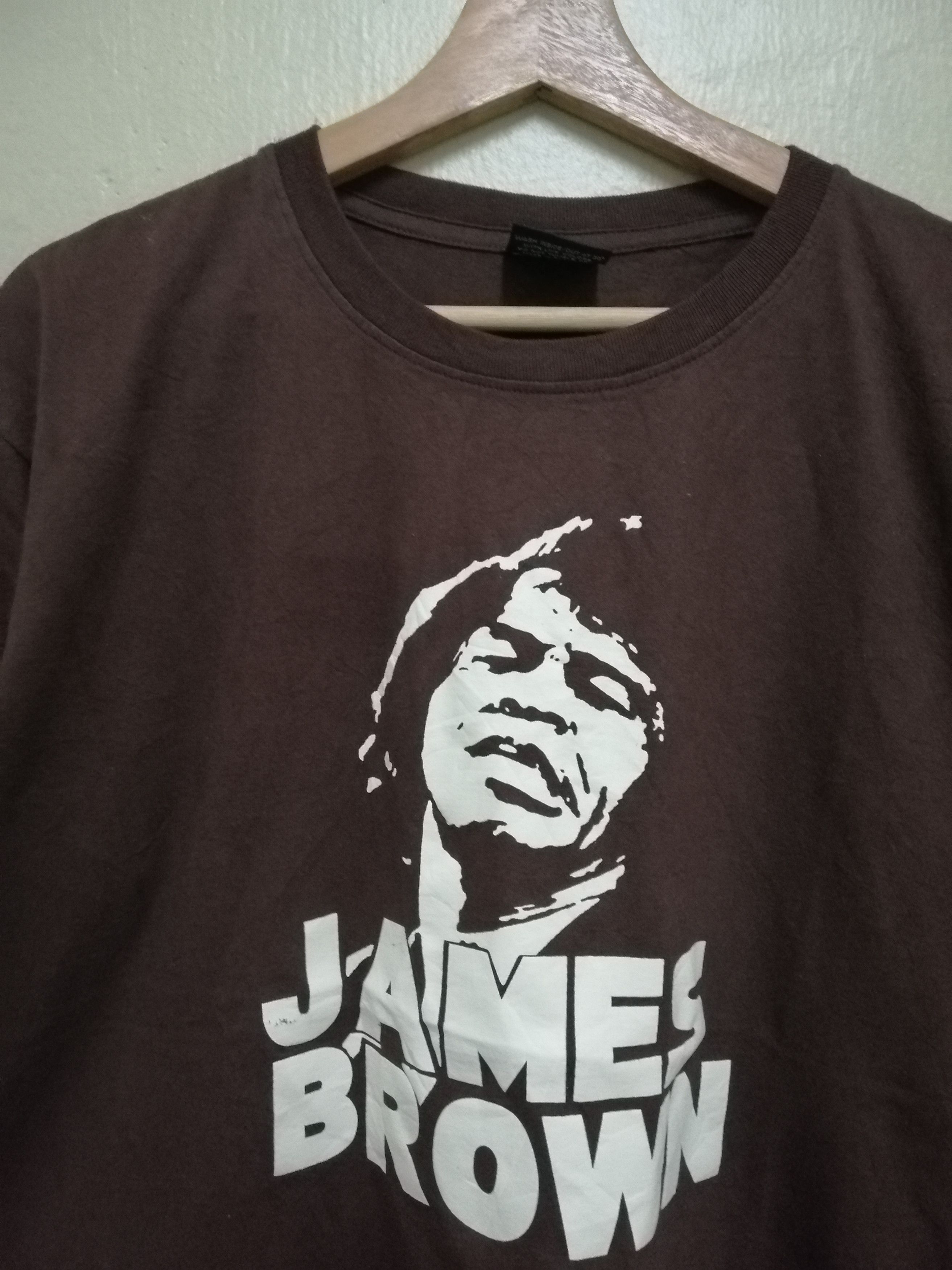 Band Tees Vintage James Brown Tshirt Size L Size US L / EU 52-54 / 3 - 6 Thumbnail