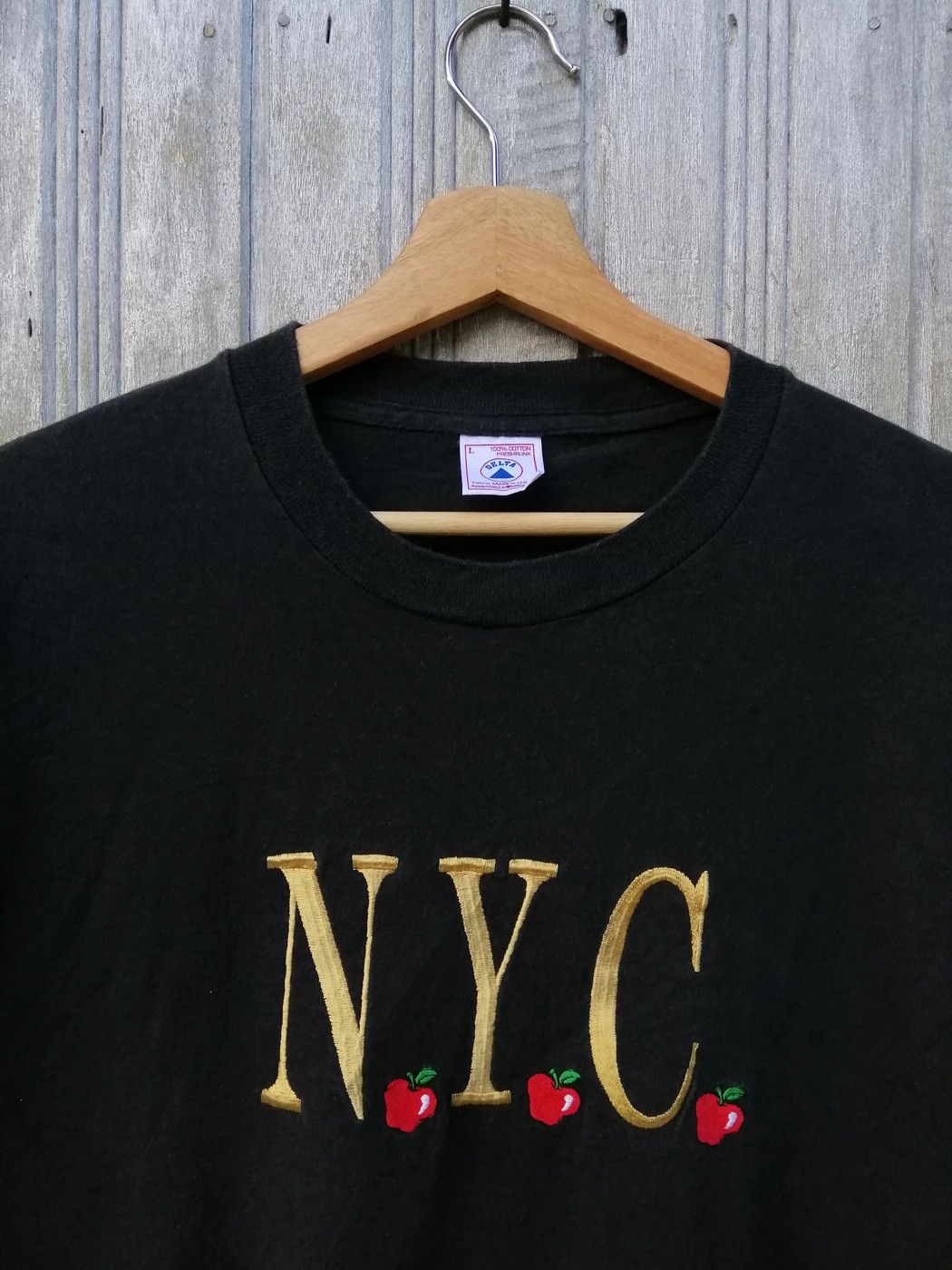 Apple Vintage 90s Apple N.Y.C Embroidery Tshirt Small Logo Size US L / EU 52-54 / 3 - 4 Thumbnail