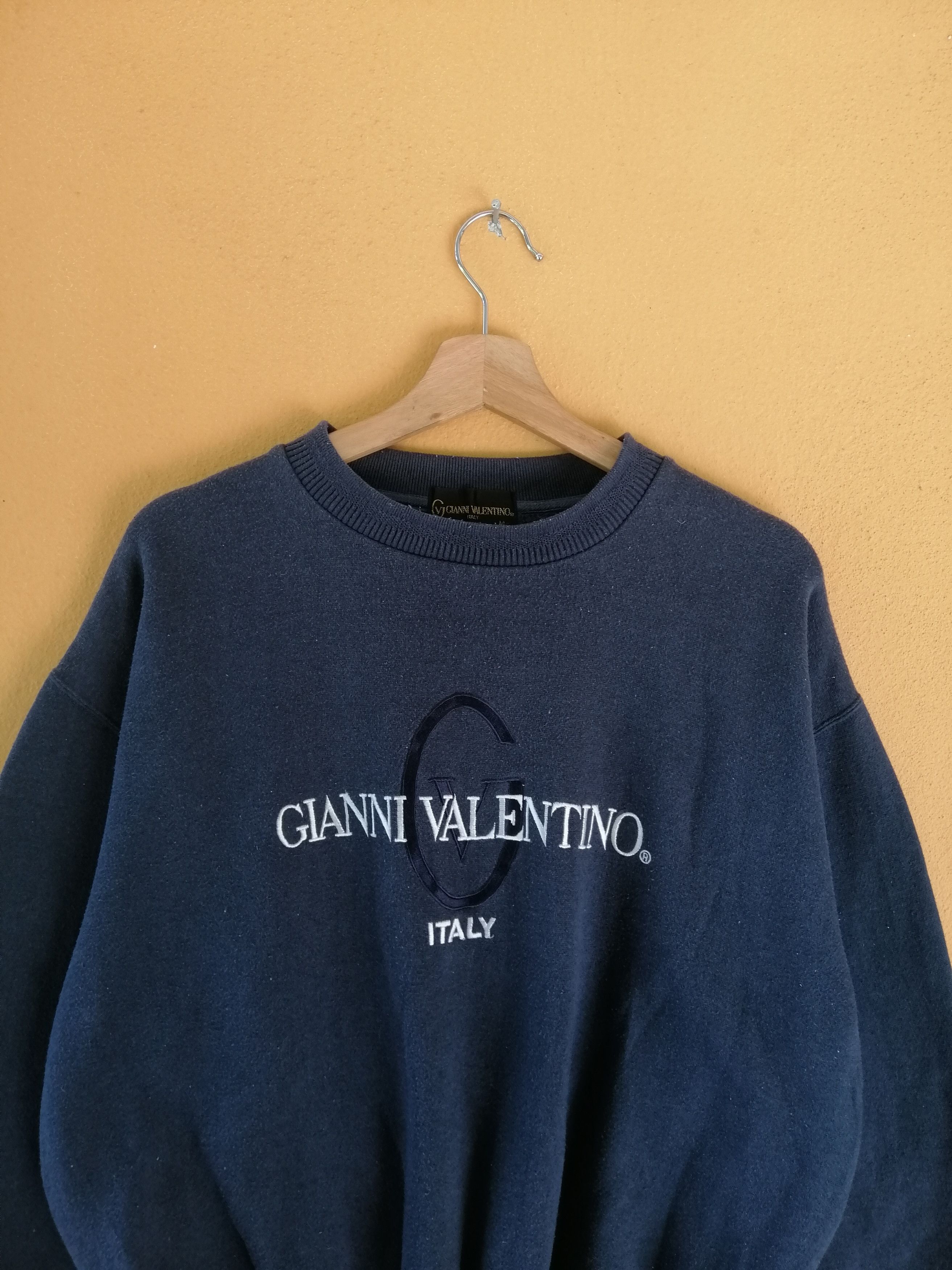 Gianni Valentino Vintage 90s Gianni Valentino Embroidery Logo Sweatshirt B1 Size US M / EU 48-50 / 2 - 2 Thumbnail