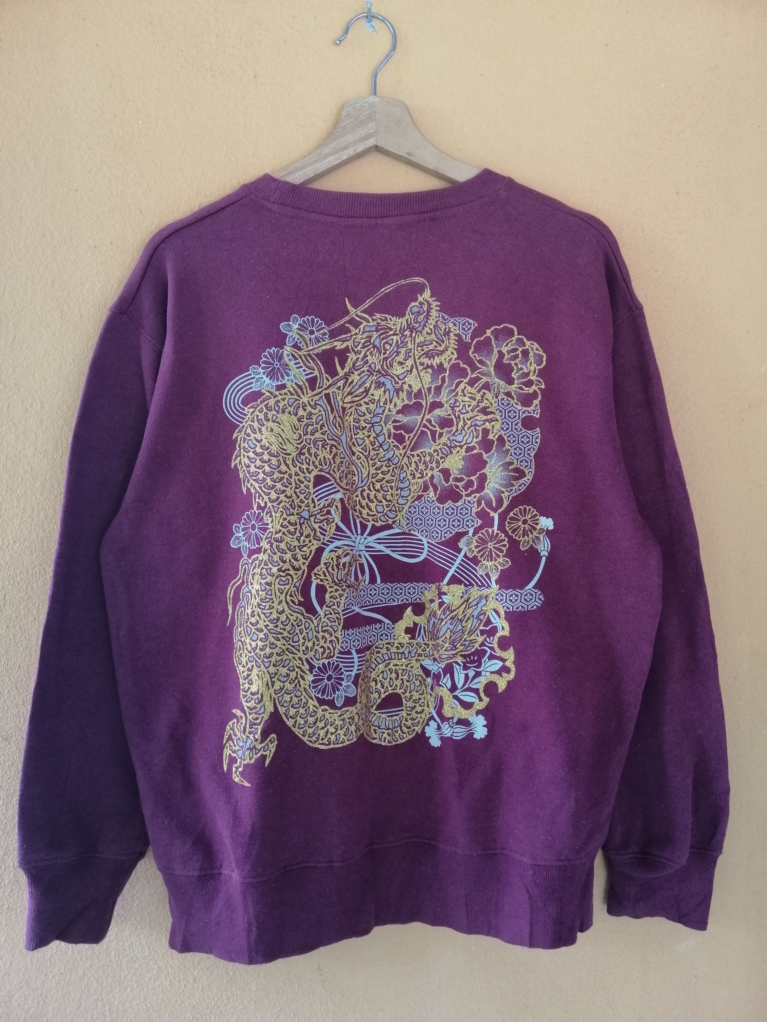 Japanese Brand Vintage Dragon Gold SUKAJAN sweatshirt B19 Size US M / EU 48-50 / 2 - 1 Thumbnail