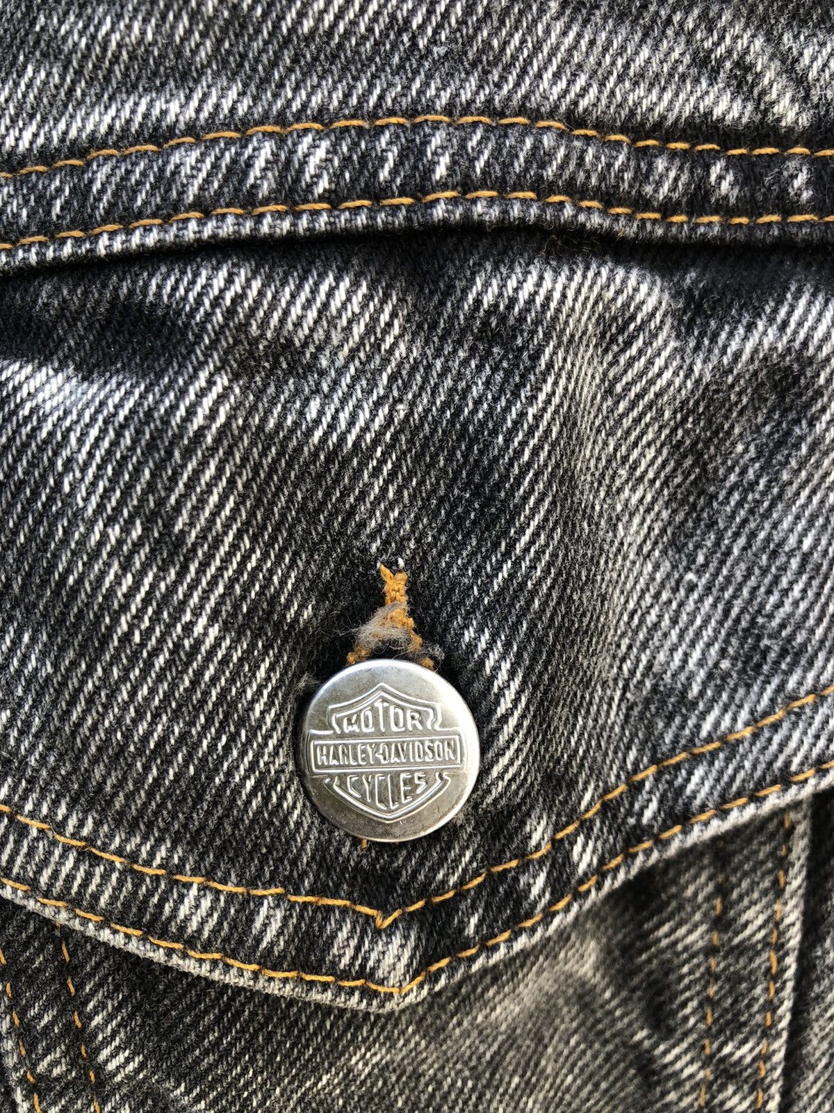 Harley Davidson Vintage 80s Harley Davidson Acid Wash Denim Trucker Jacket Size US XL / EU 56 / 4 - 11 Thumbnail