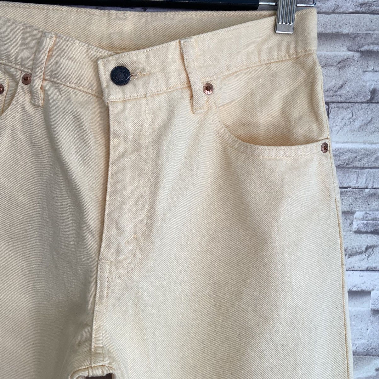 Levi's Vintage Levis 554 Jeans Straight Soft Yellow 29x32 Size US 29 - 7 Thumbnail