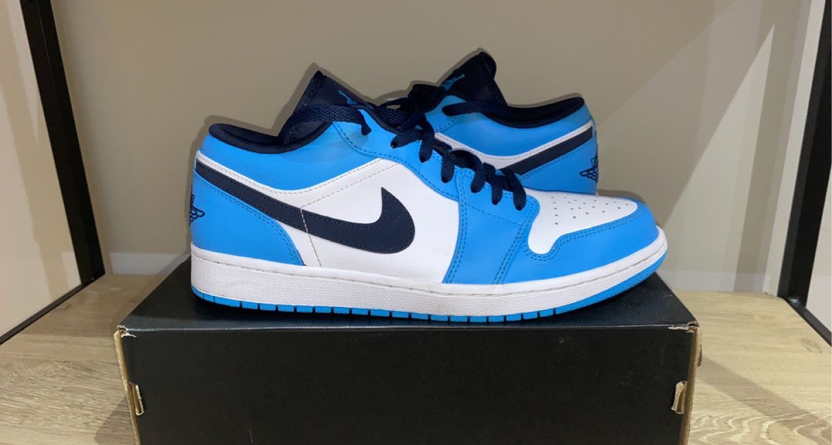 Jordan Brand Size 10 - Jordan 1 Low UNC 2021 University Blue/White Size US 10 / EU 43 - 1 Thumbnail