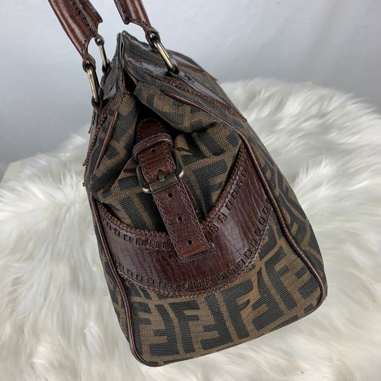 Fendi Authentic FENDI Zucca Du Jour Handbag Size ONE SIZE - 9 Thumbnail