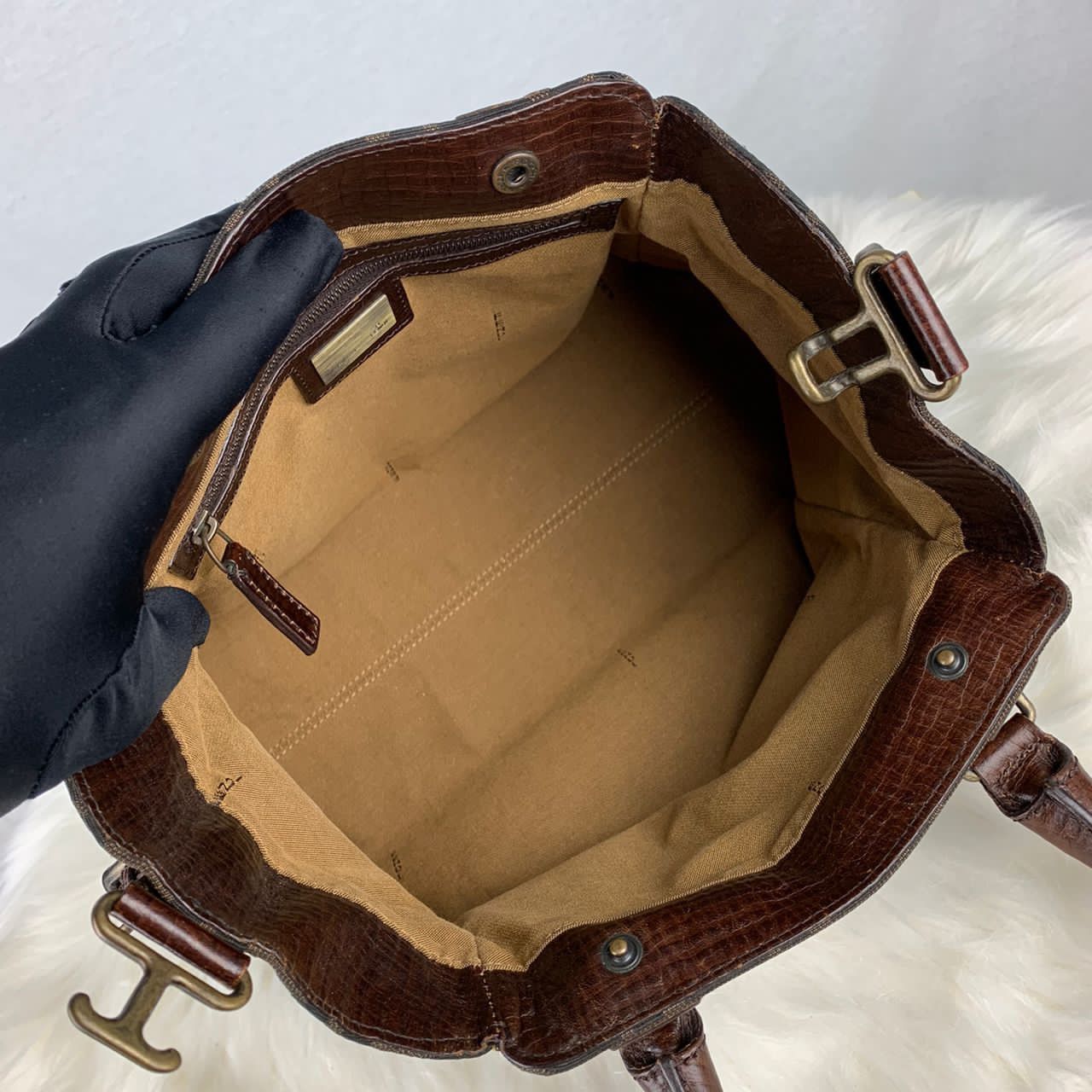 Fendi Authentic FENDI Zucca Du Jour Handbag Size ONE SIZE - 15 Thumbnail