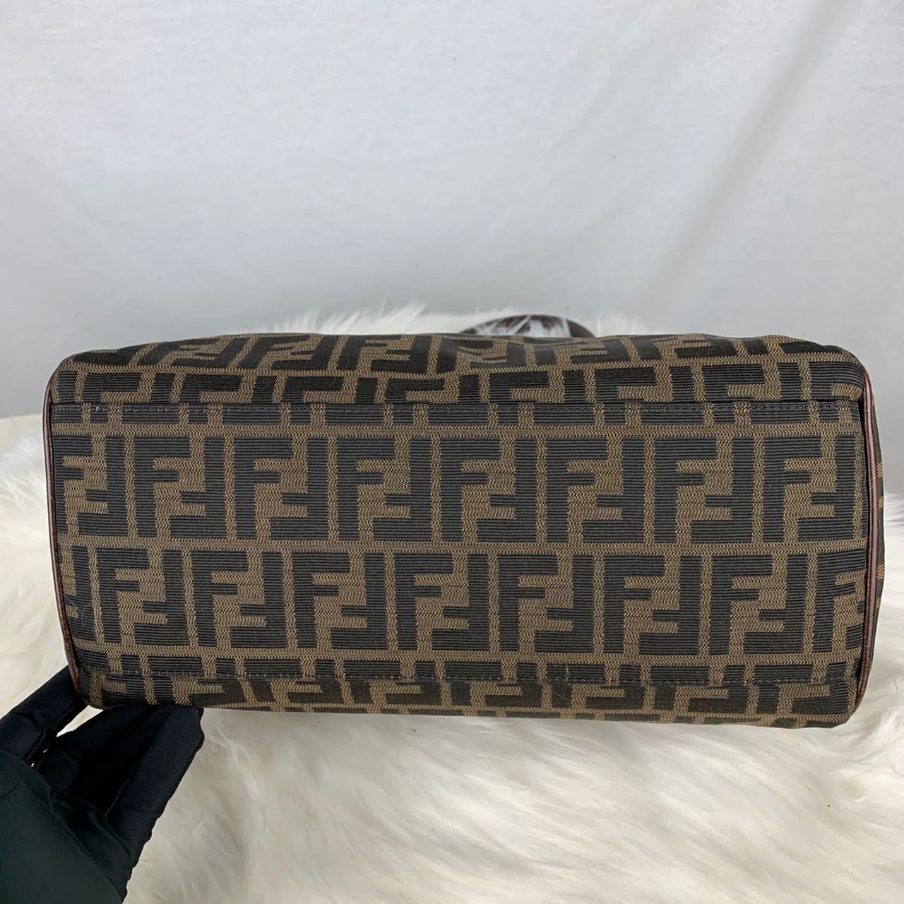 Fendi Authentic FENDI Zucca Du Jour Handbag Size ONE SIZE - 11 Thumbnail